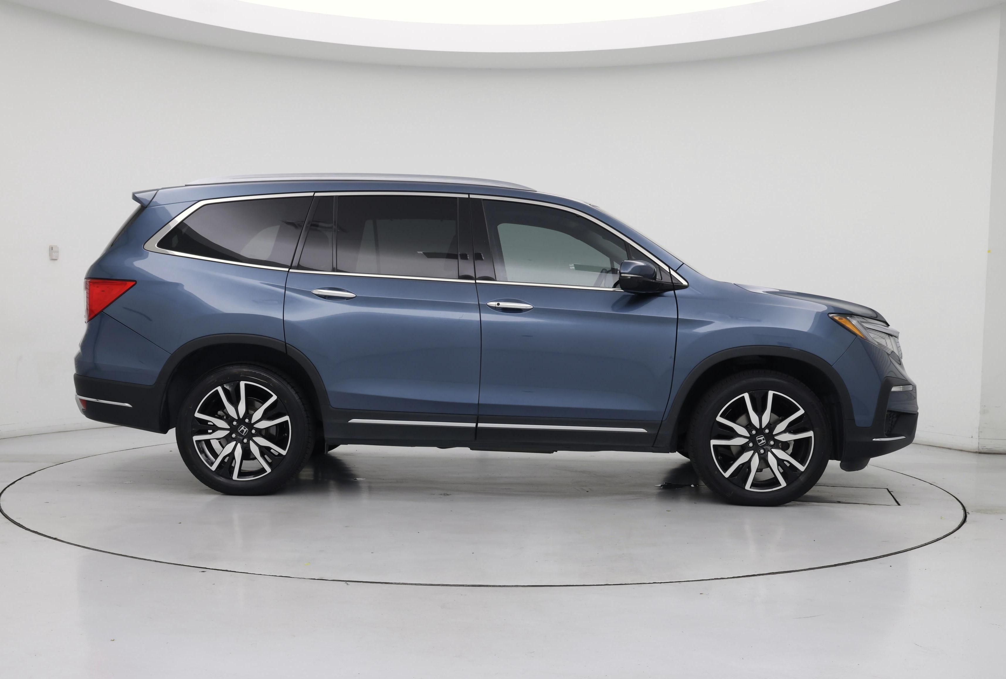 Thumbnail: 2019 Honda Pilot - 7
