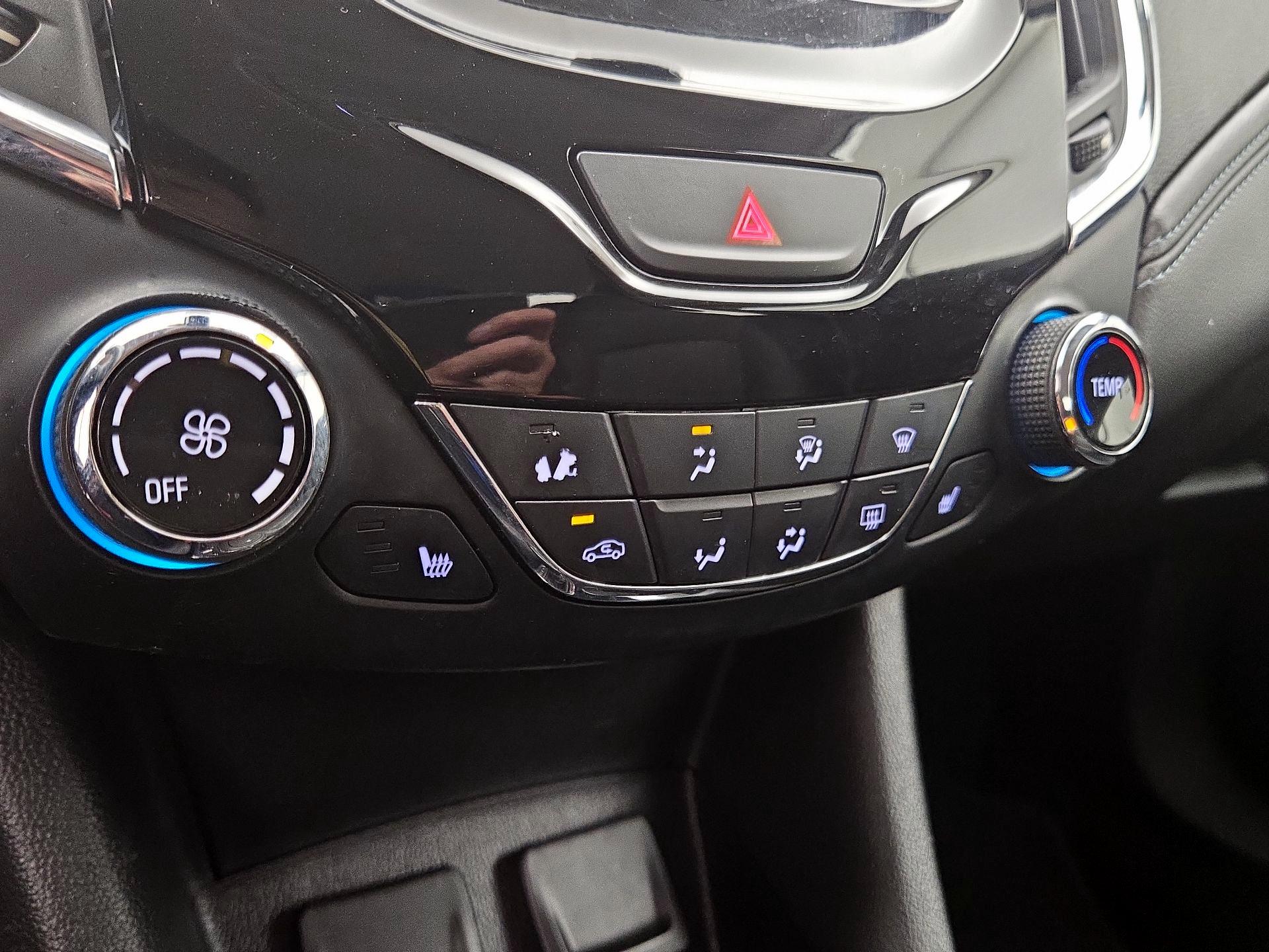 Thumbnail: 2017 Chevrolet Cruze - 16