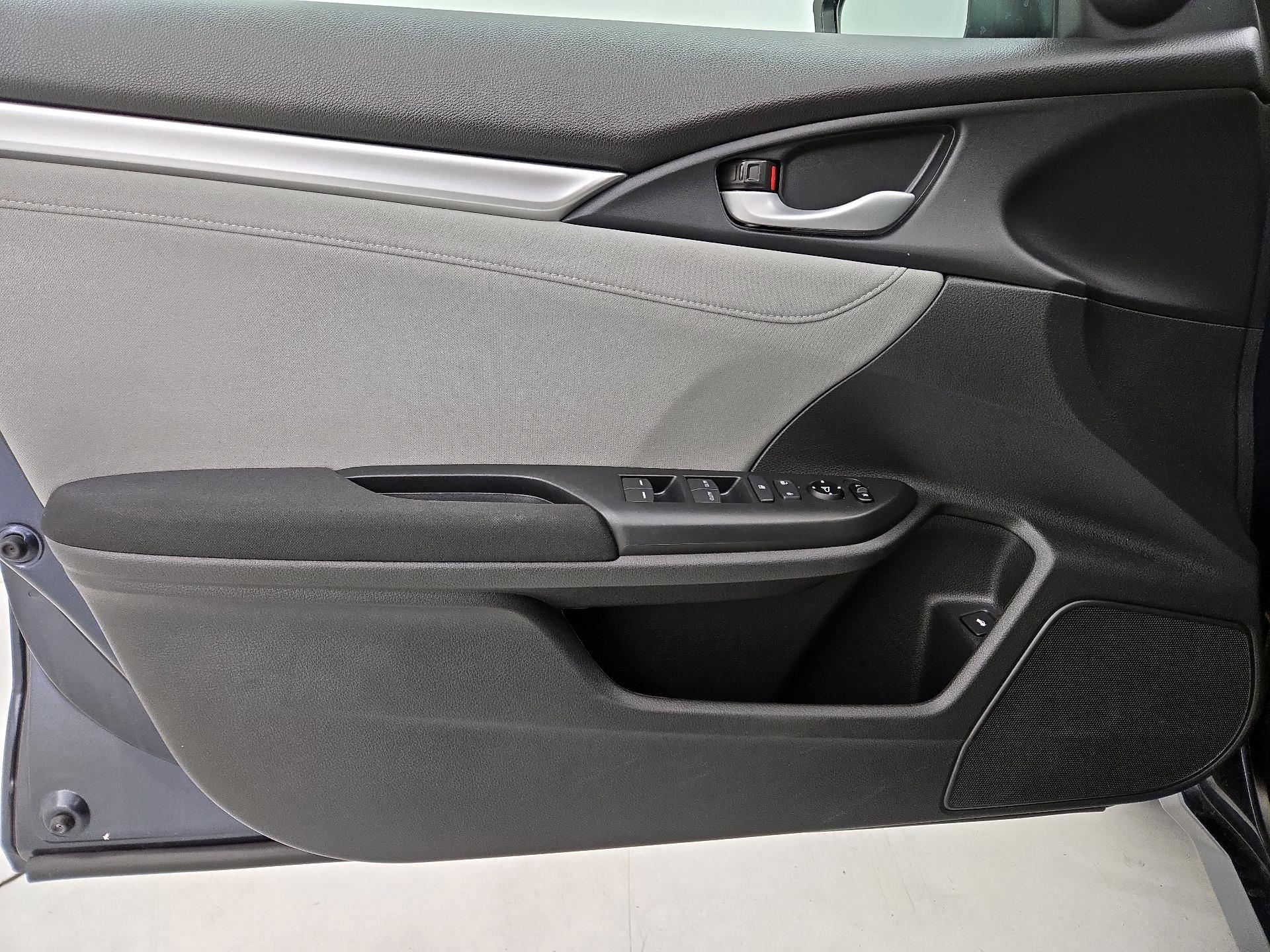 Thumbnail: 2019 Honda Civic - 12