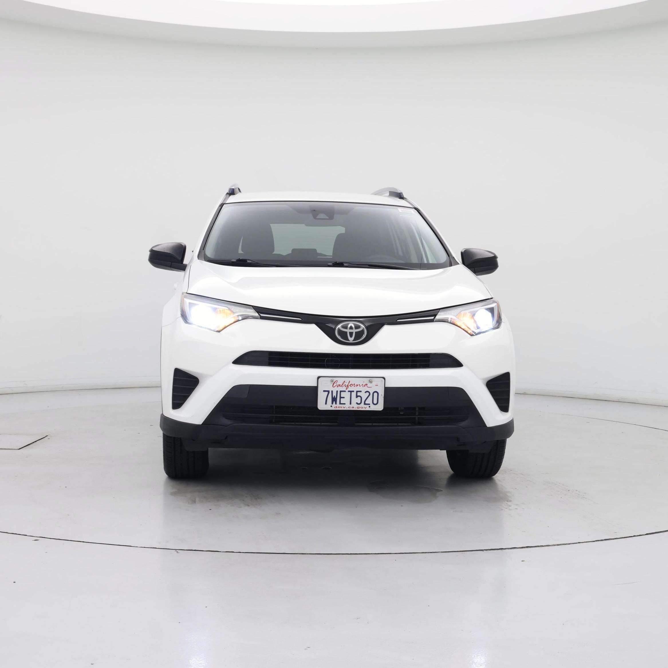 Thumbnail: 2017 Toyota RAV4 - 5