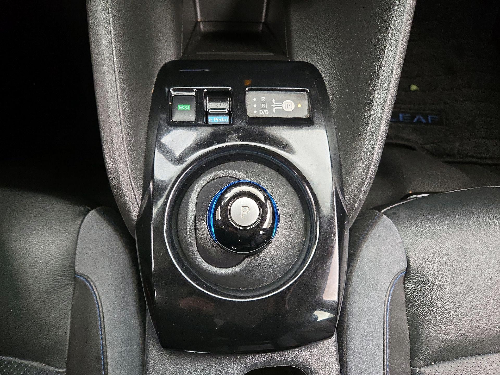 Thumbnail: 2019 Nissan Leaf - 18