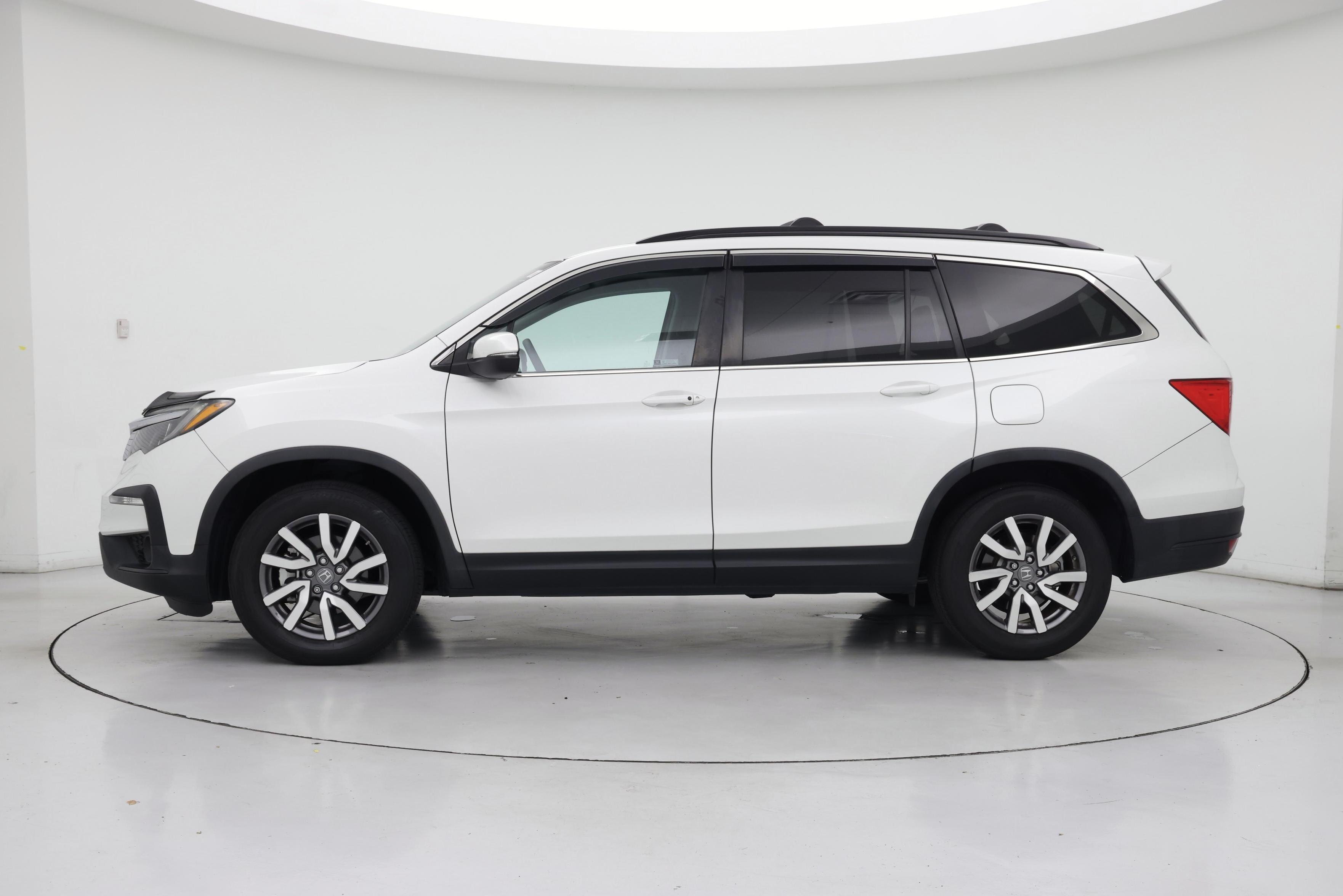 Thumbnail: 2020 Honda Pilot - 3