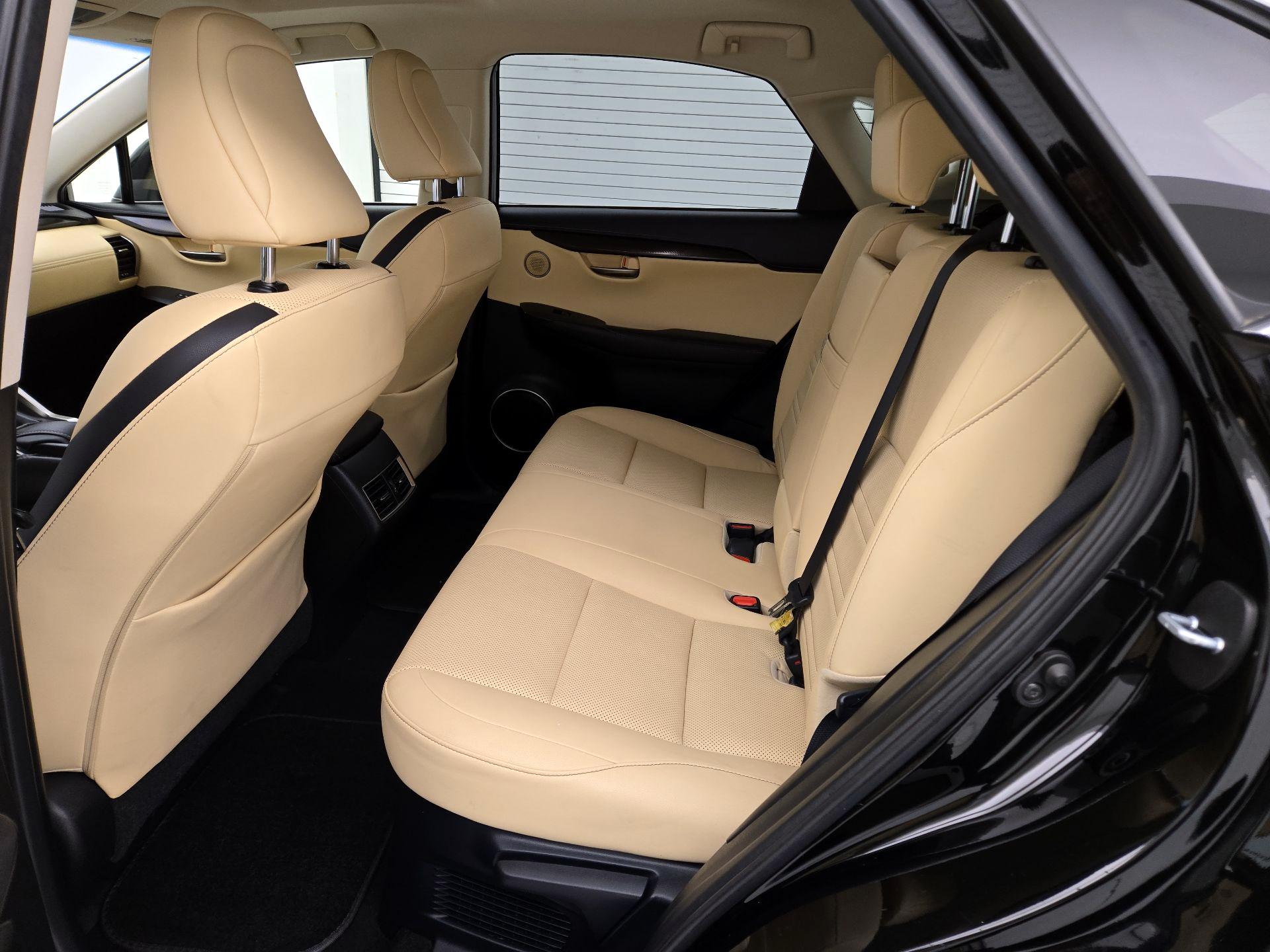 Thumbnail: 2015 Lexus NX - 18