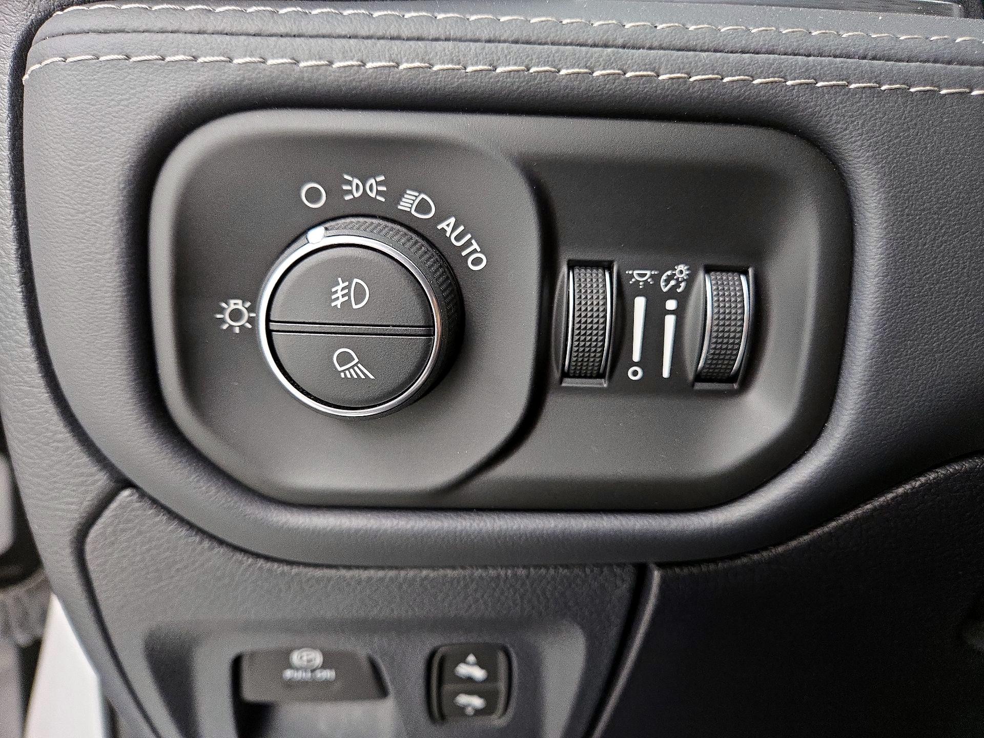 Thumbnail: 2022 RAM 1500 - 13