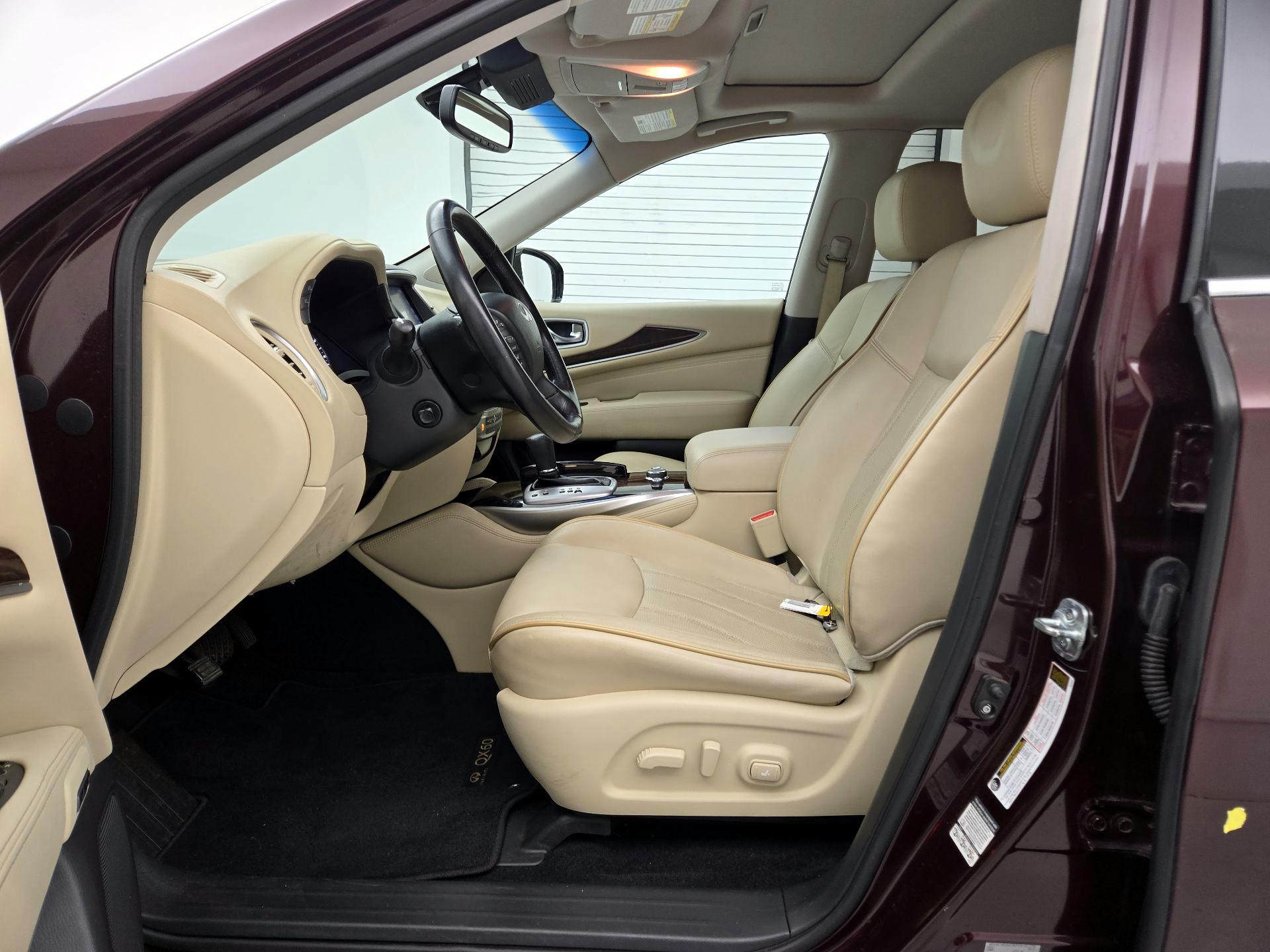 Thumbnail: 2015 INFINITI QX60 - 11