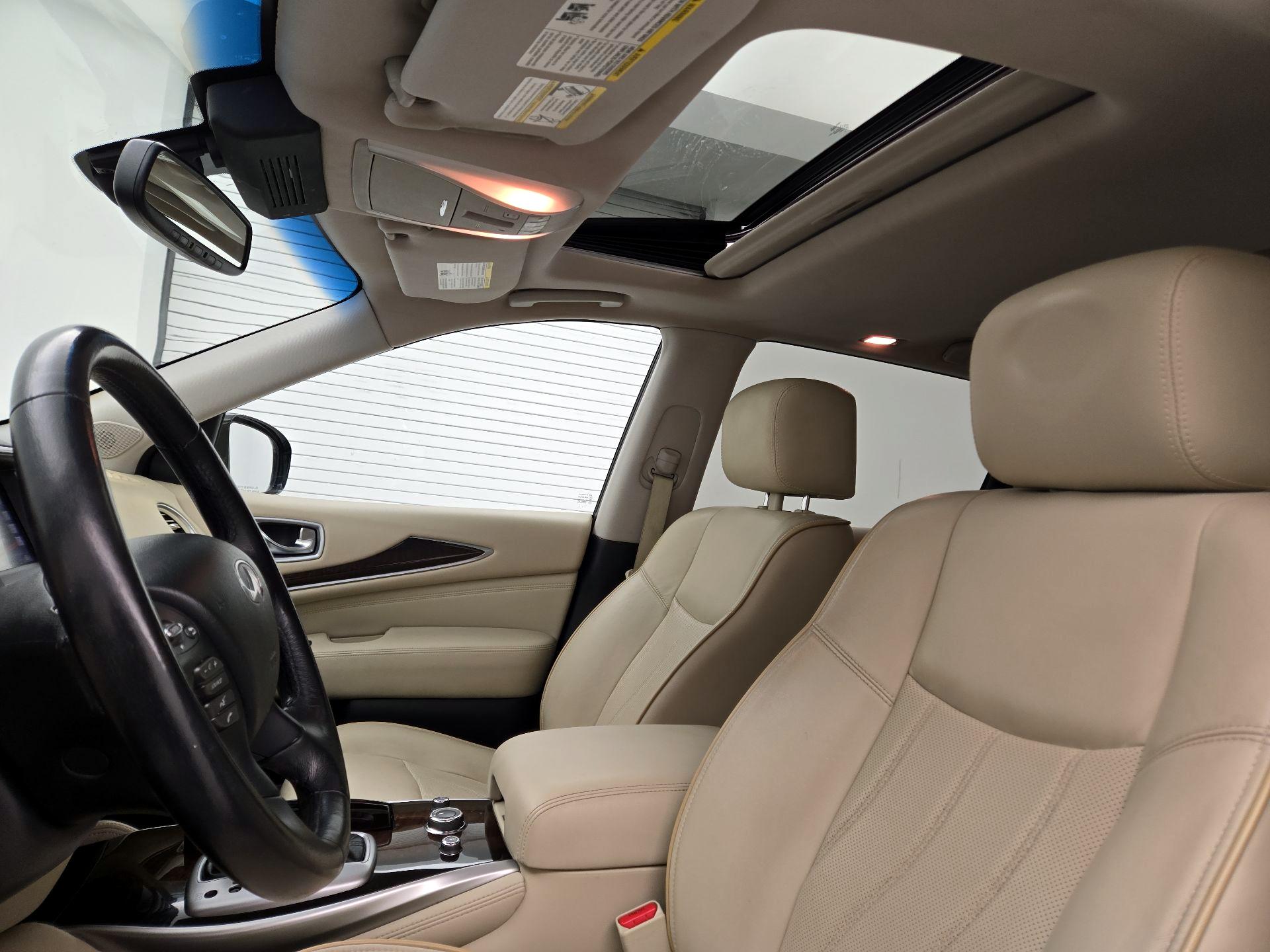Thumbnail: 2015 INFINITI QX60 - 19