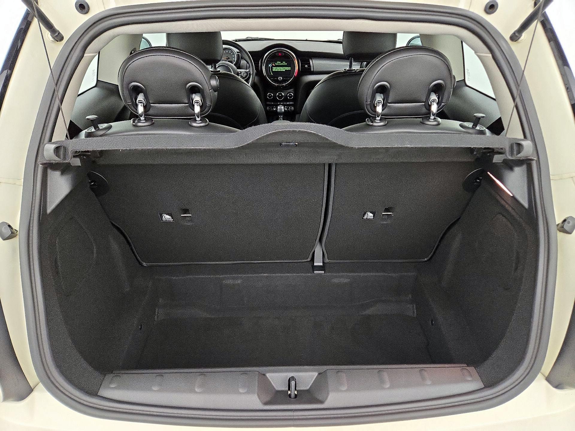 Thumbnail: 2017 MINI Cooper Hardtop - 20