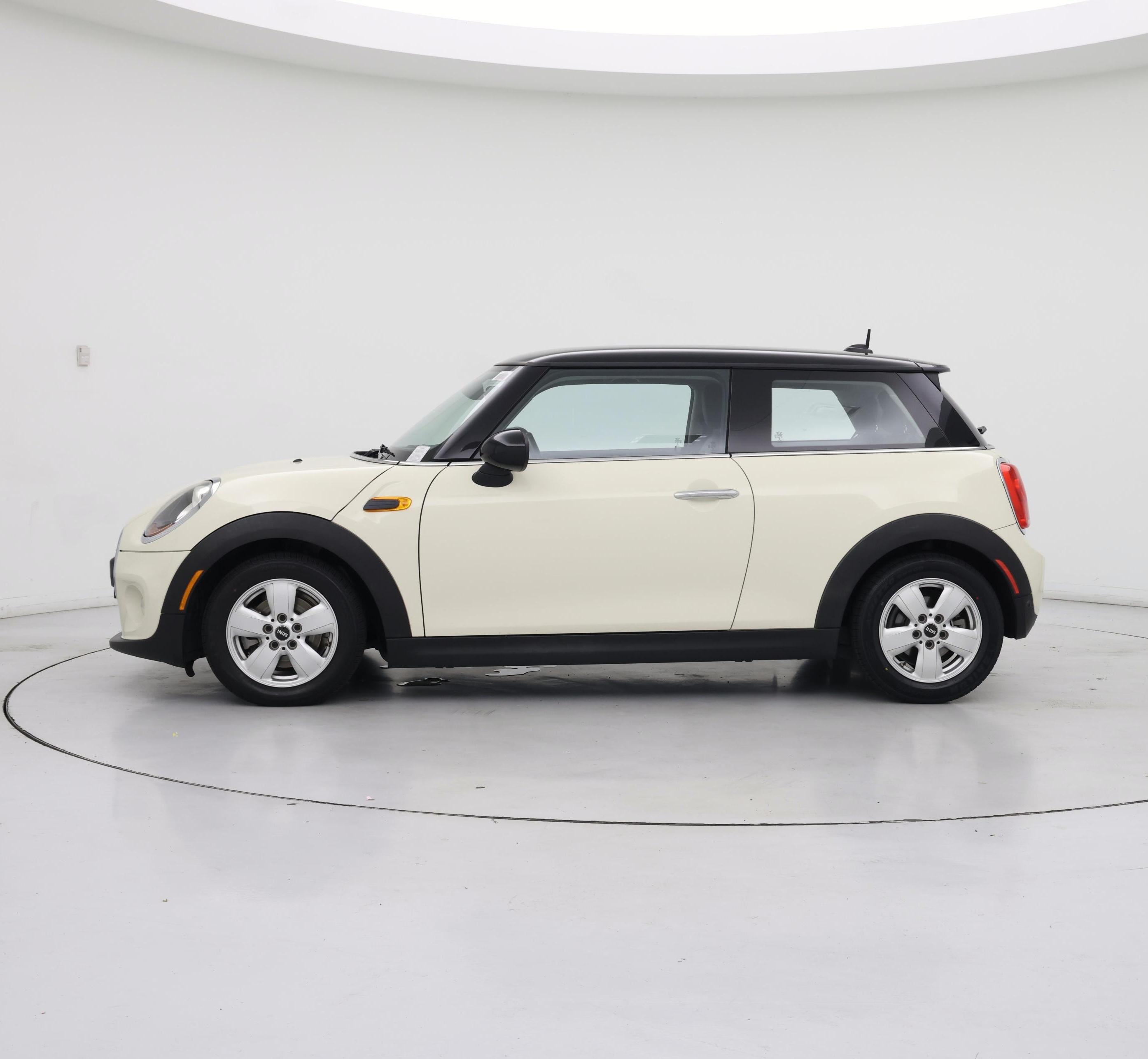 Thumbnail: 2017 MINI Cooper Hardtop - 3