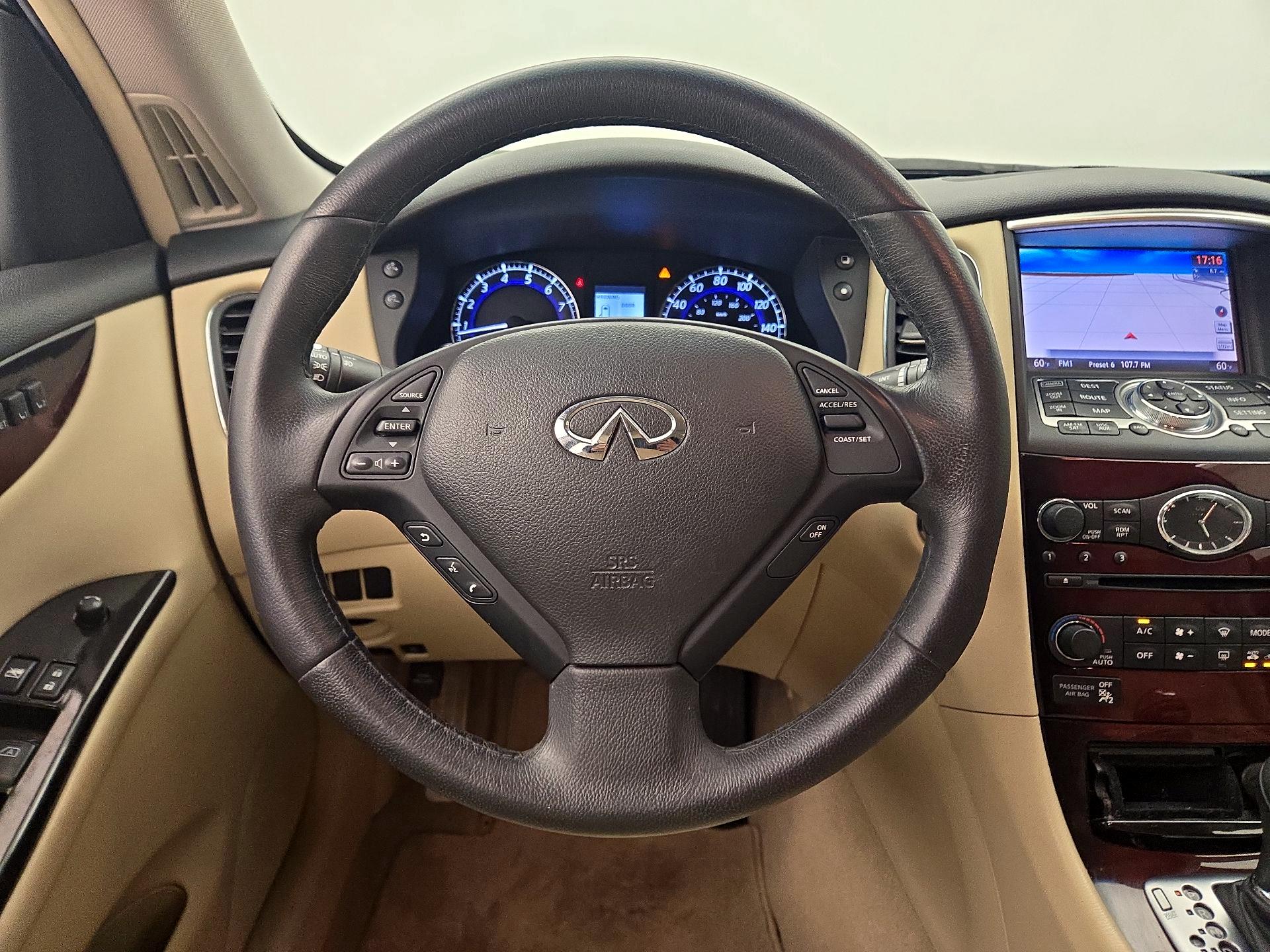 Thumbnail: 2017 INFINITI QX50 - 10