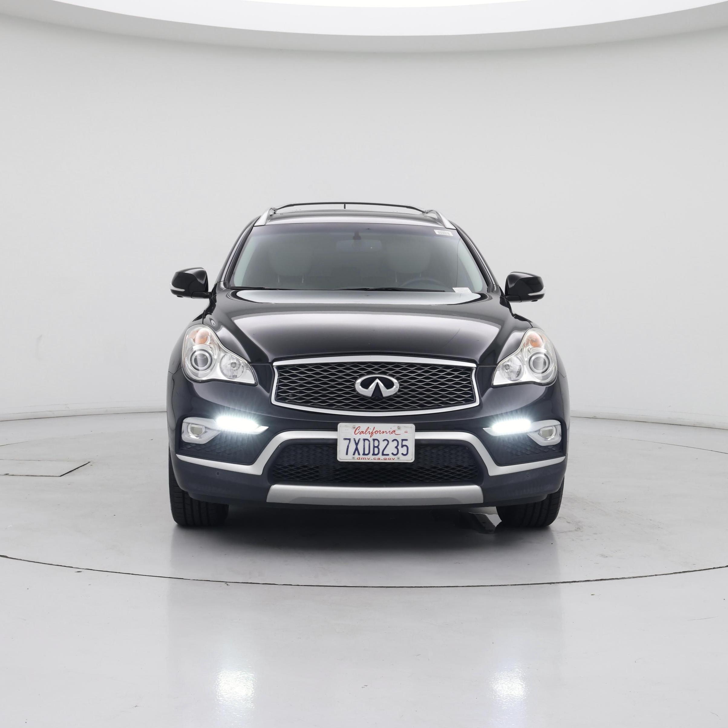 Thumbnail: 2017 INFINITI QX50 - 5