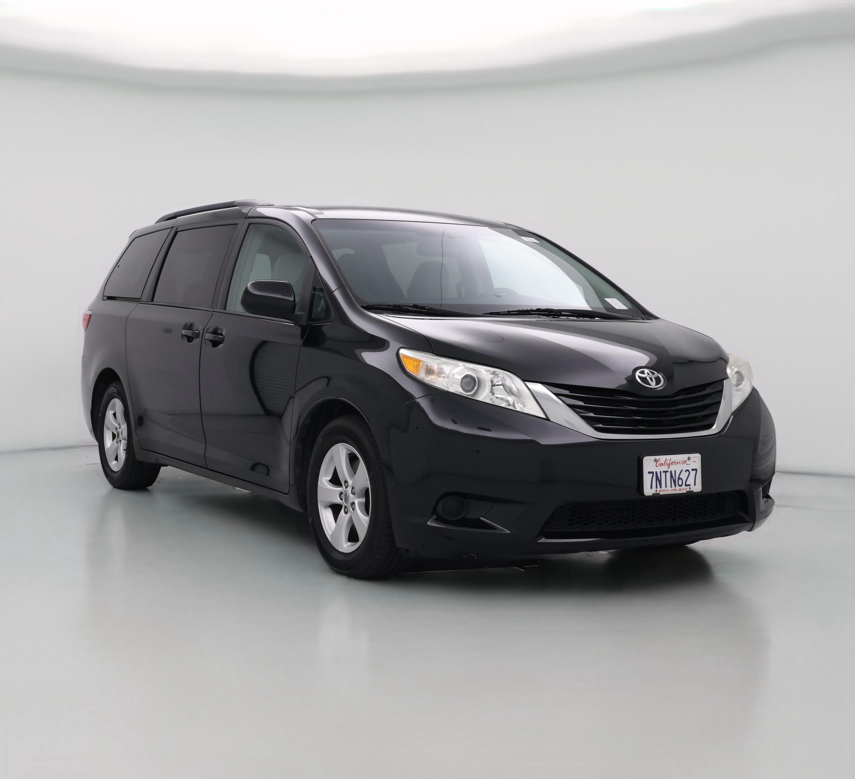 Thumbnail: 2015 Toyota Sienna - 1