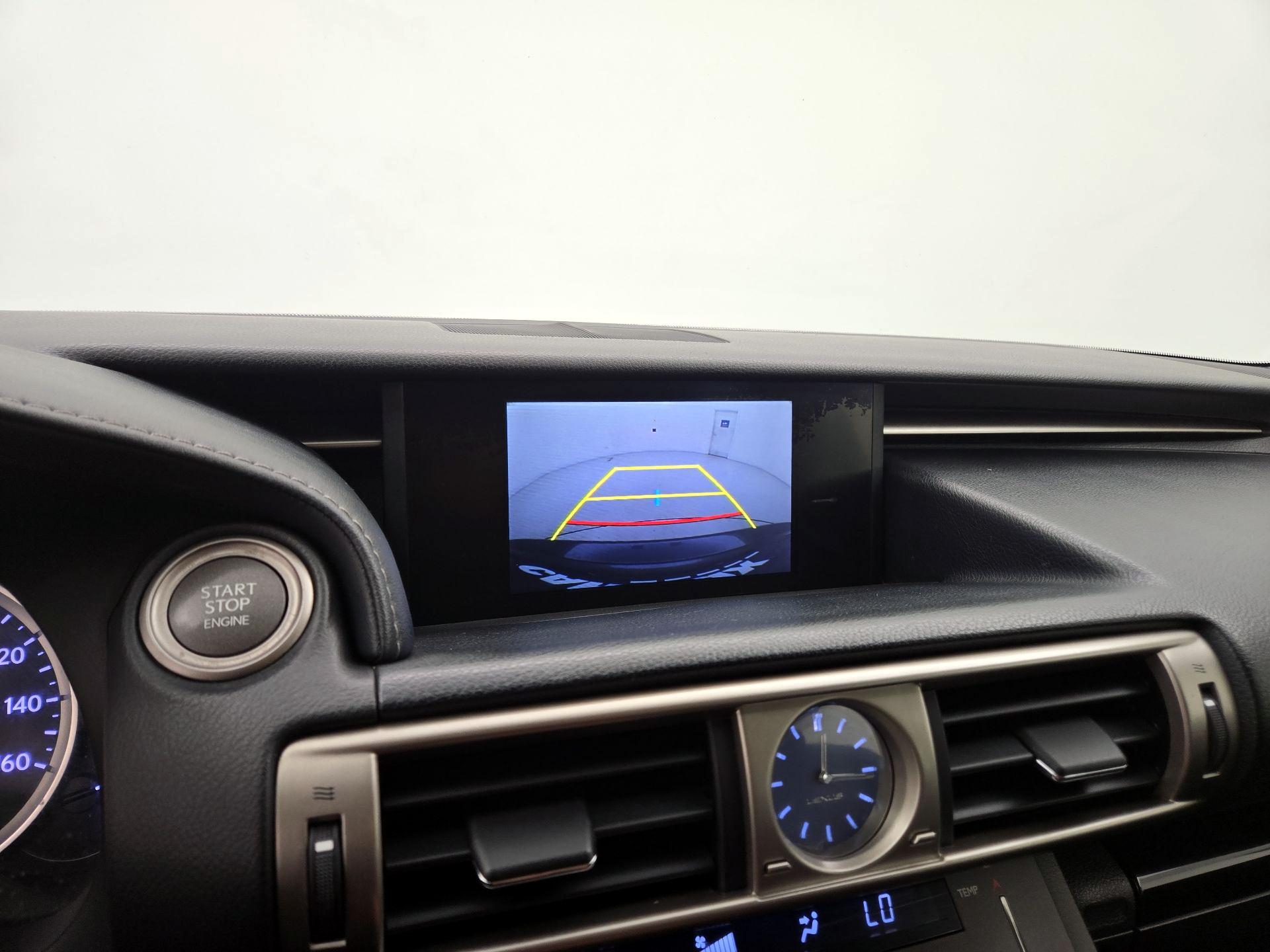 Thumbnail: 2015 Lexus IS - 15