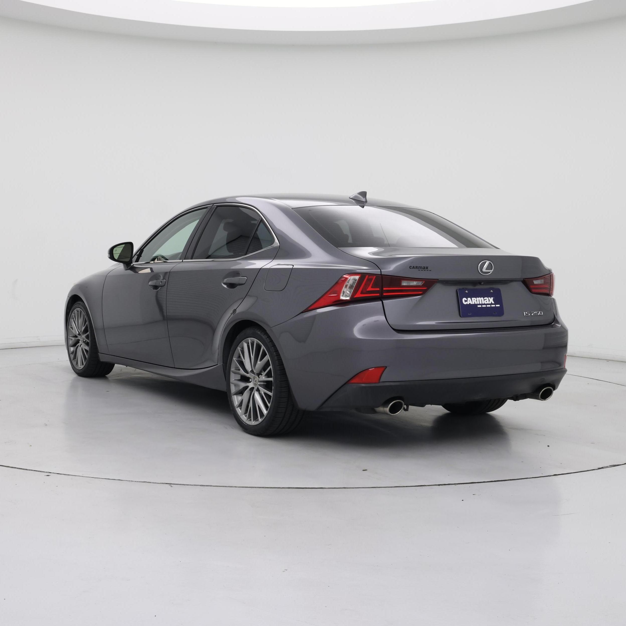 Thumbnail: 2015 Lexus IS - 2