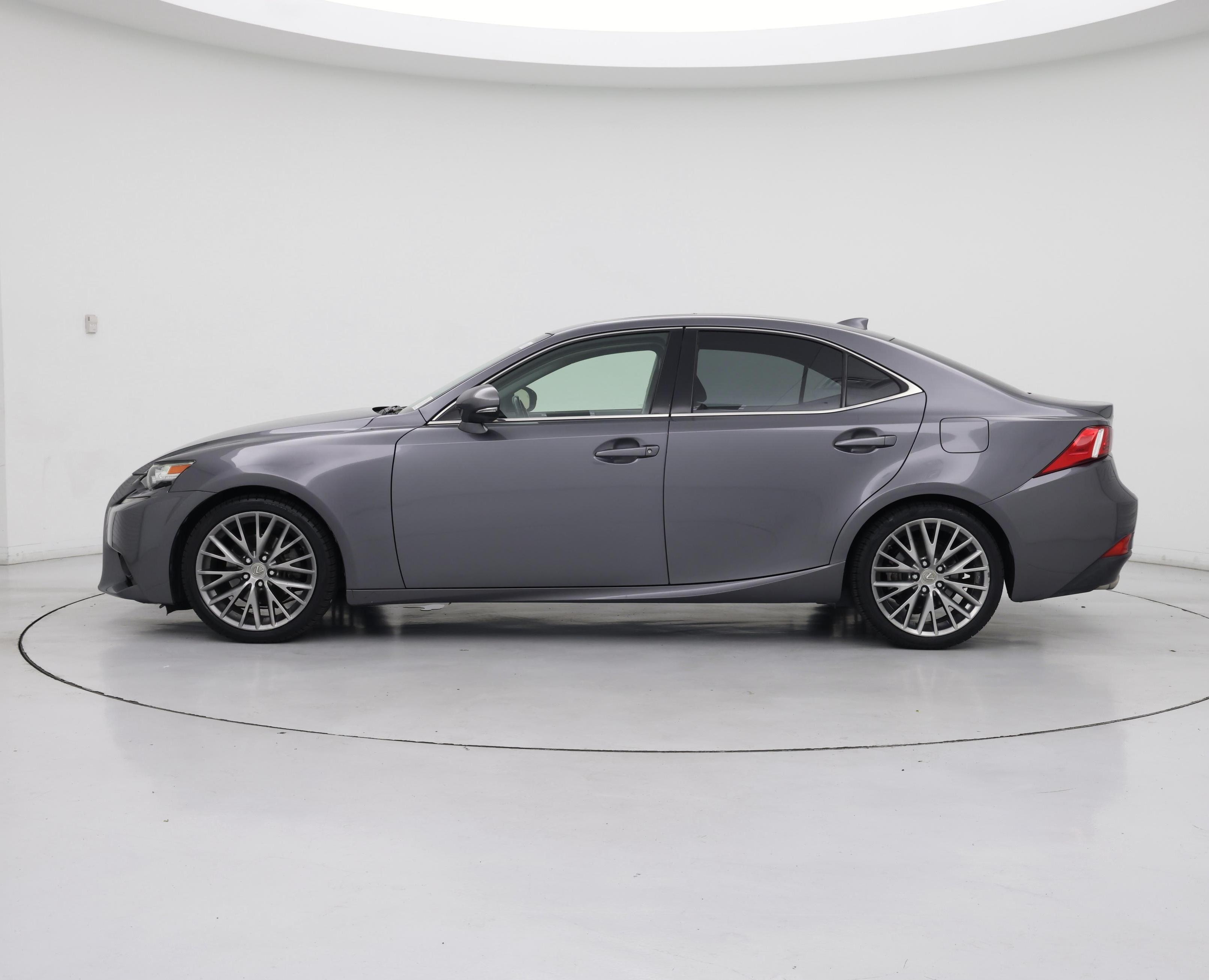 Thumbnail: 2015 Lexus IS - 3