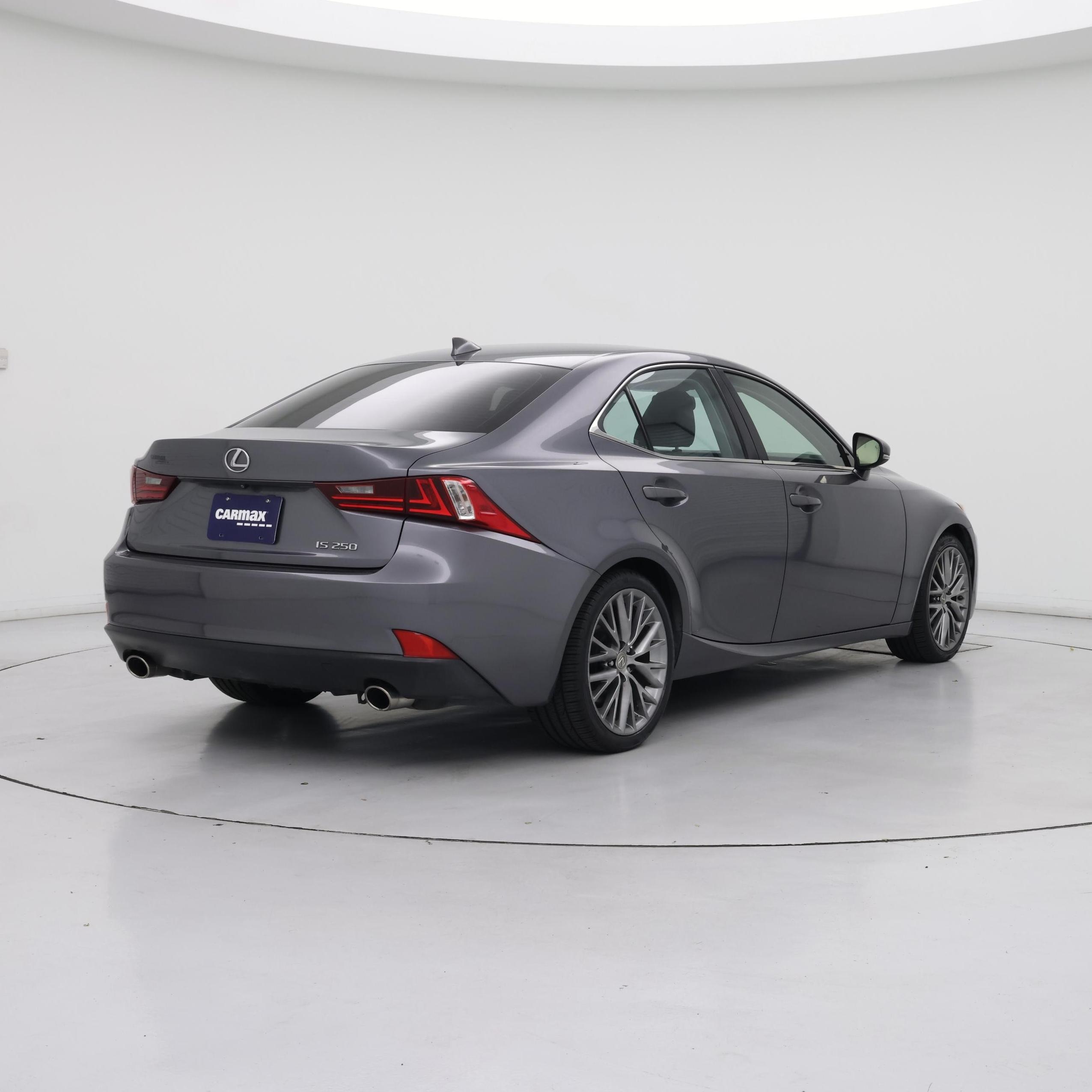 Thumbnail: 2015 Lexus IS - 8