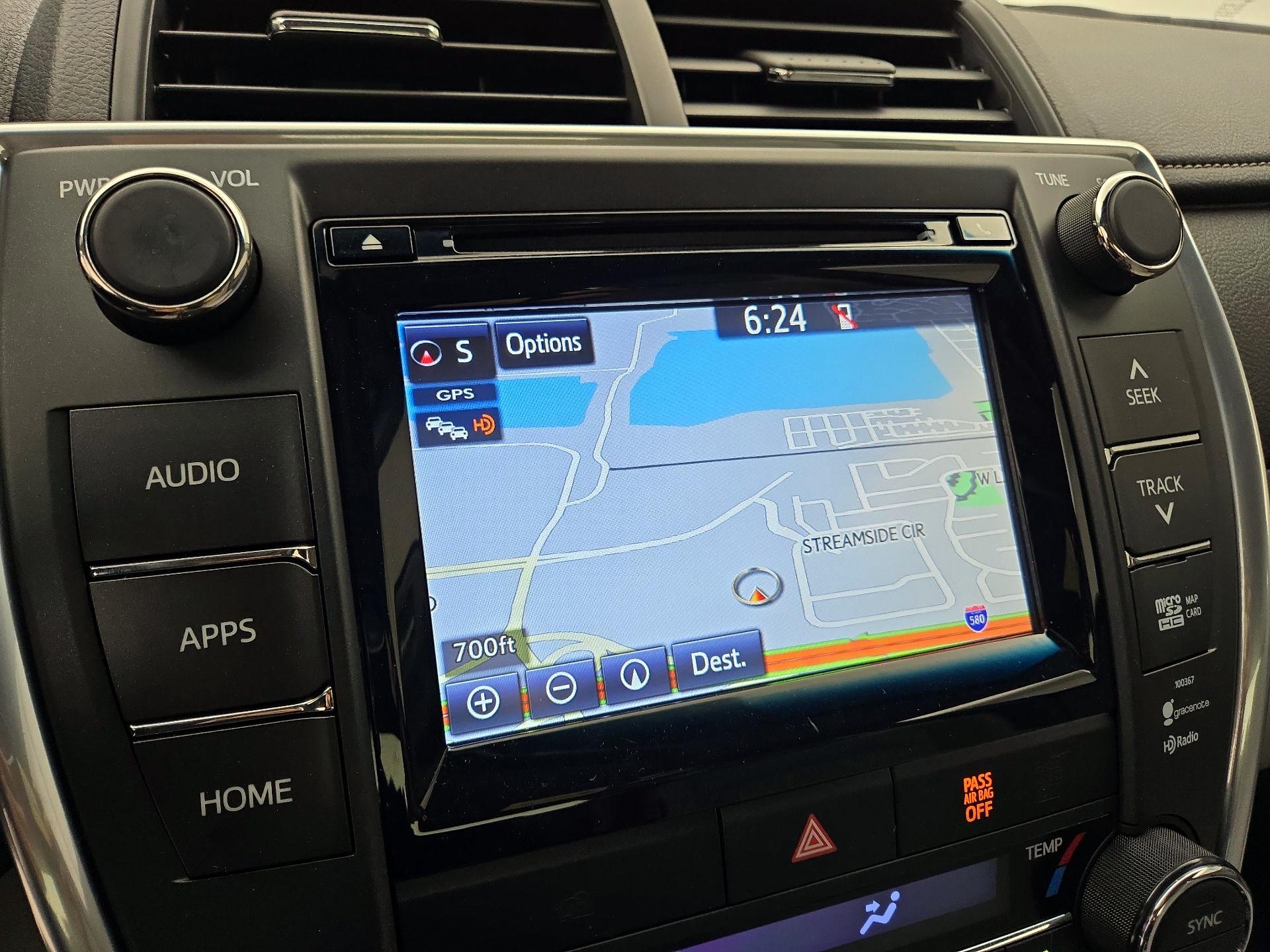 Thumbnail: 2015 Toyota Camry - 14