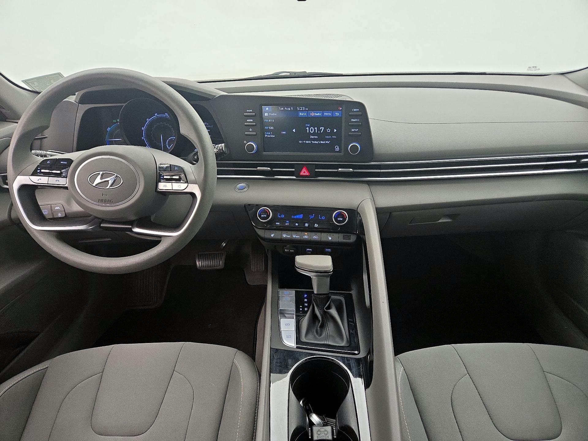 Thumbnail: 2022 Hyundai Elantra - 9