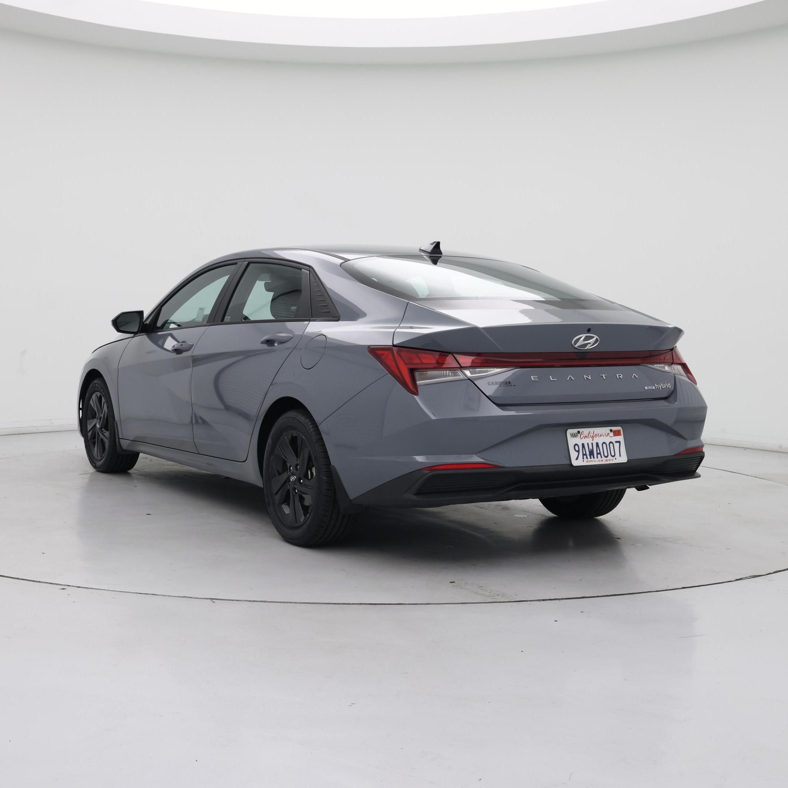 Thumbnail: 2022 Hyundai Elantra - 2