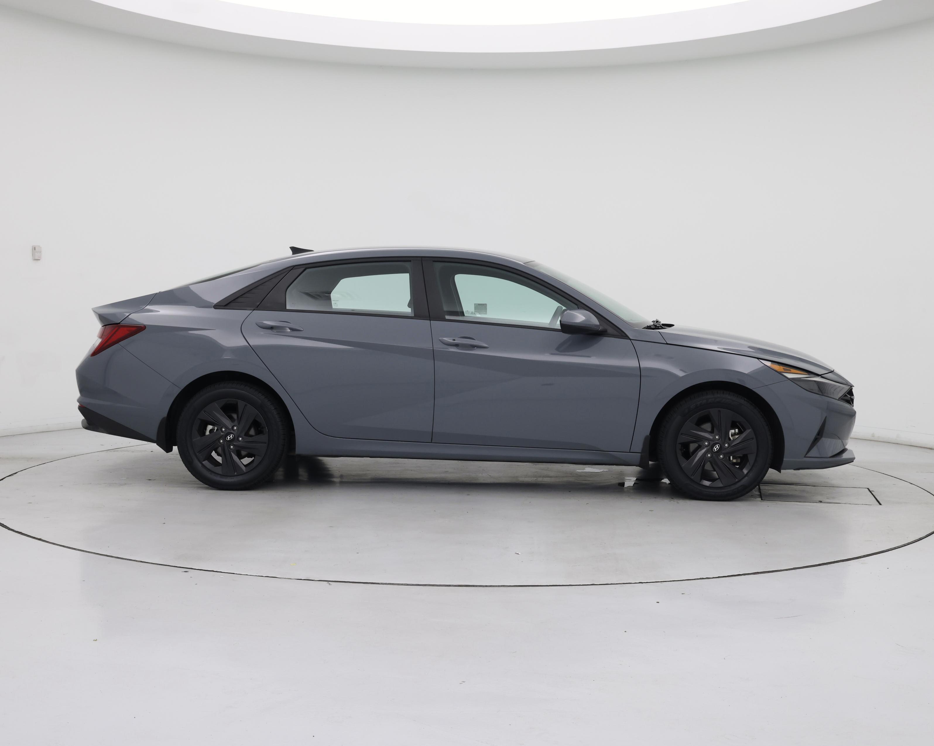 Thumbnail: 2022 Hyundai Elantra - 7