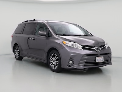 Gray 2019 Toyota Sienna XLE