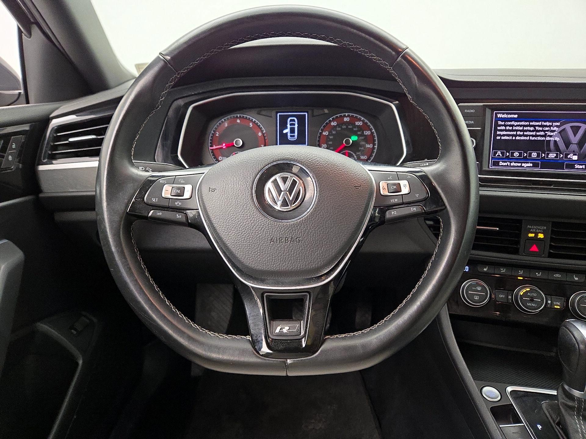 Thumbnail: 2019 Volkswagen Jetta - 10