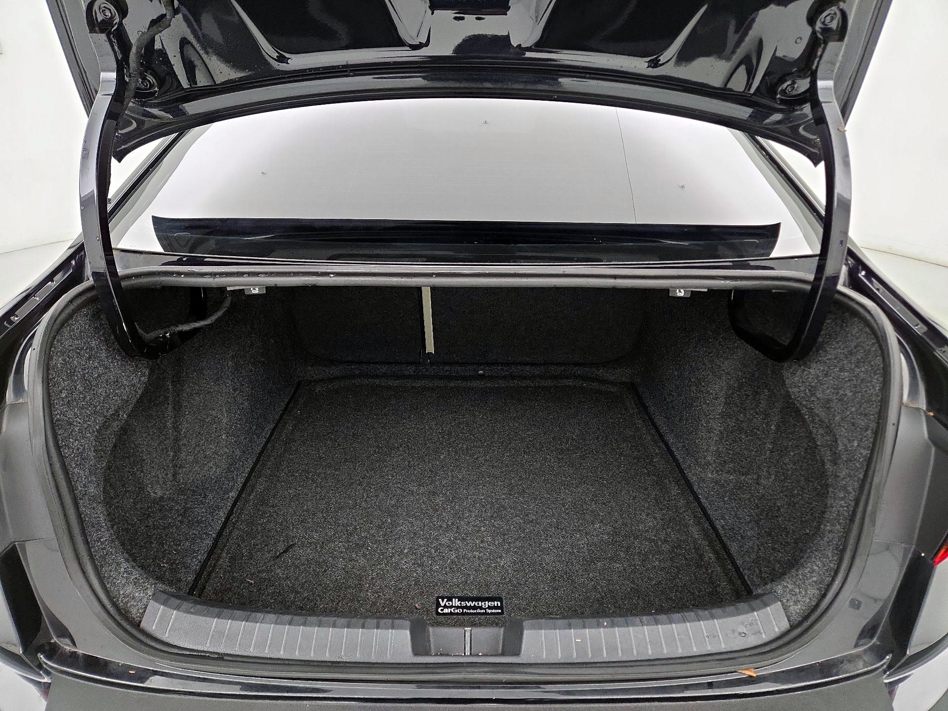 Thumbnail: 2019 Volkswagen Jetta - 19
