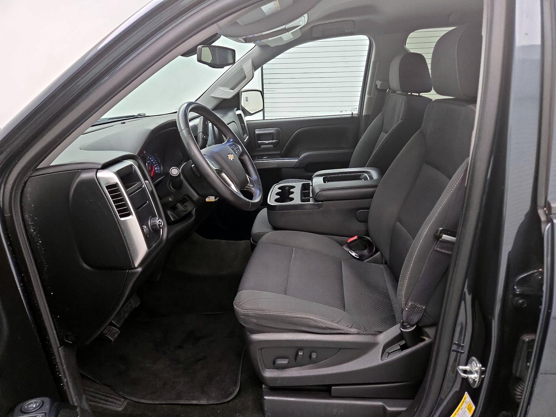 Thumbnail: 2017 Chevrolet Silverado 1500 - 11