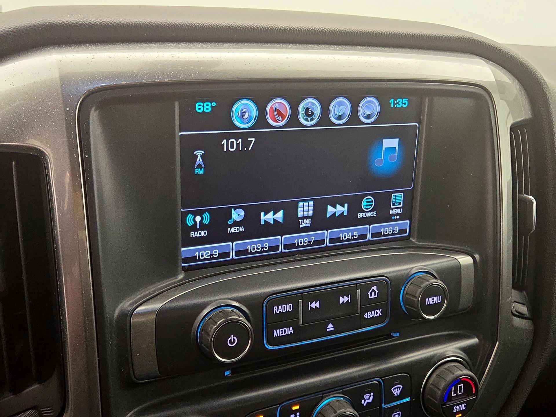 Thumbnail: 2017 Chevrolet Silverado 1500 - 16