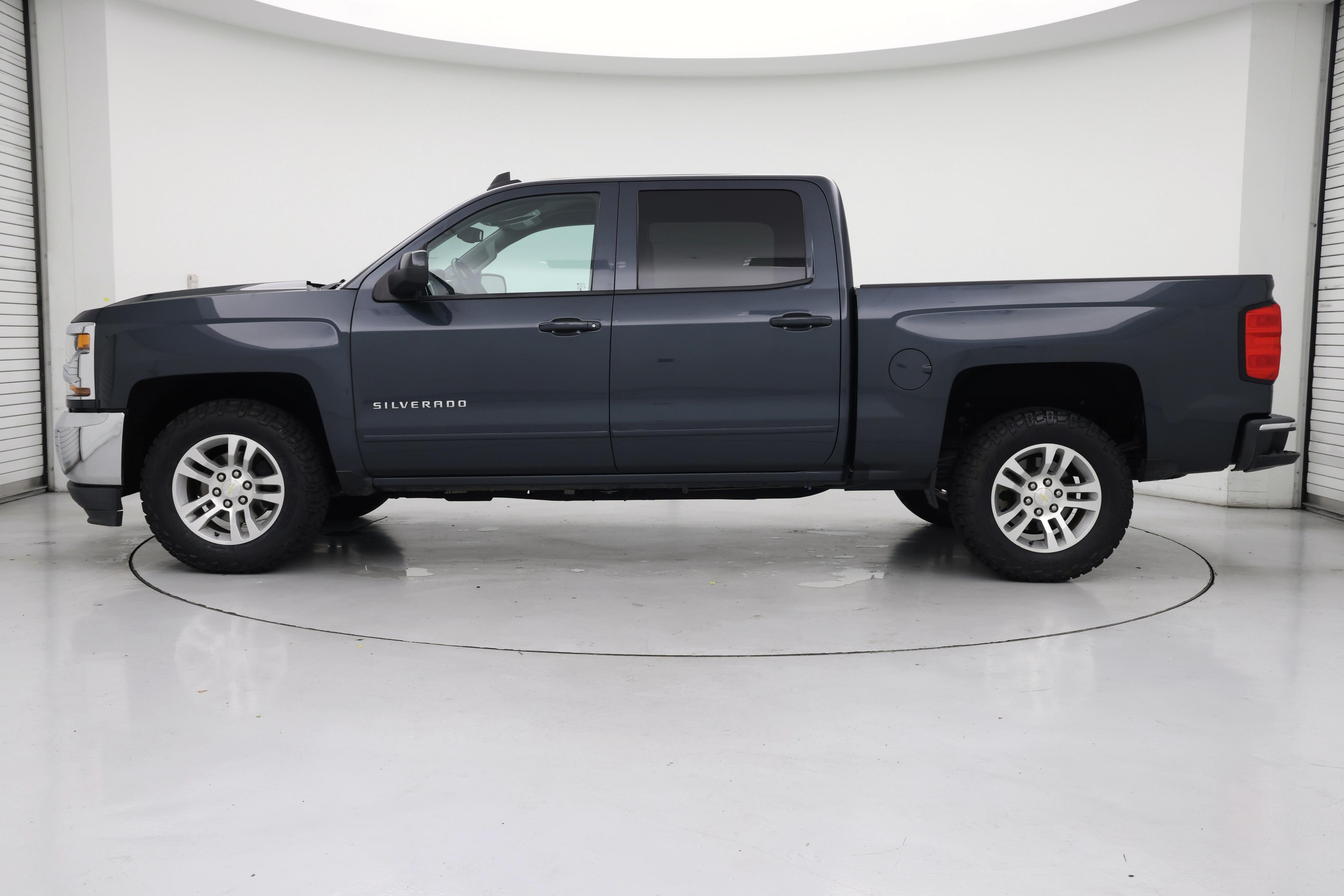 Thumbnail: 2017 Chevrolet Silverado 1500 - 3