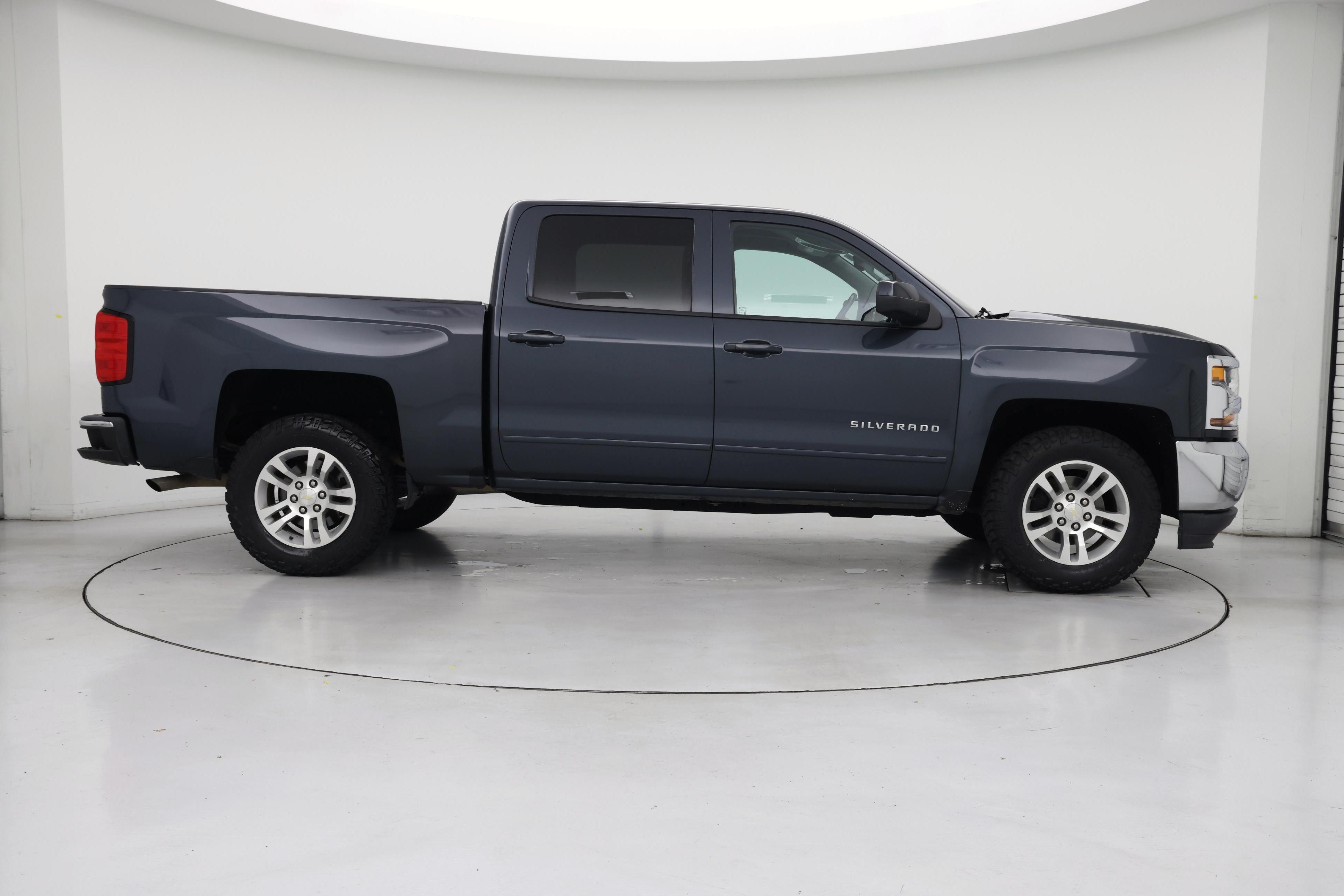 Thumbnail: 2017 Chevrolet Silverado 1500 - 7