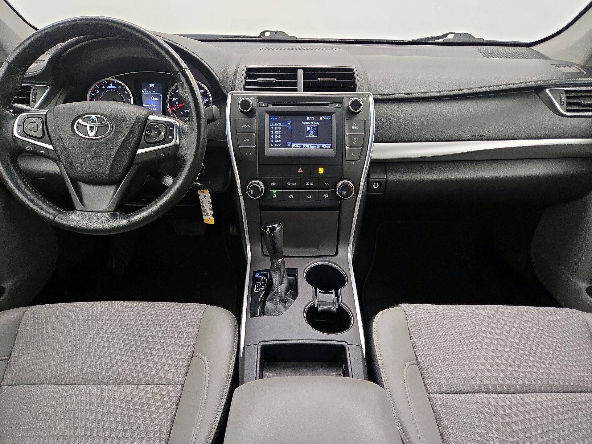 Thumbnail: 2015 Toyota Camry - 9