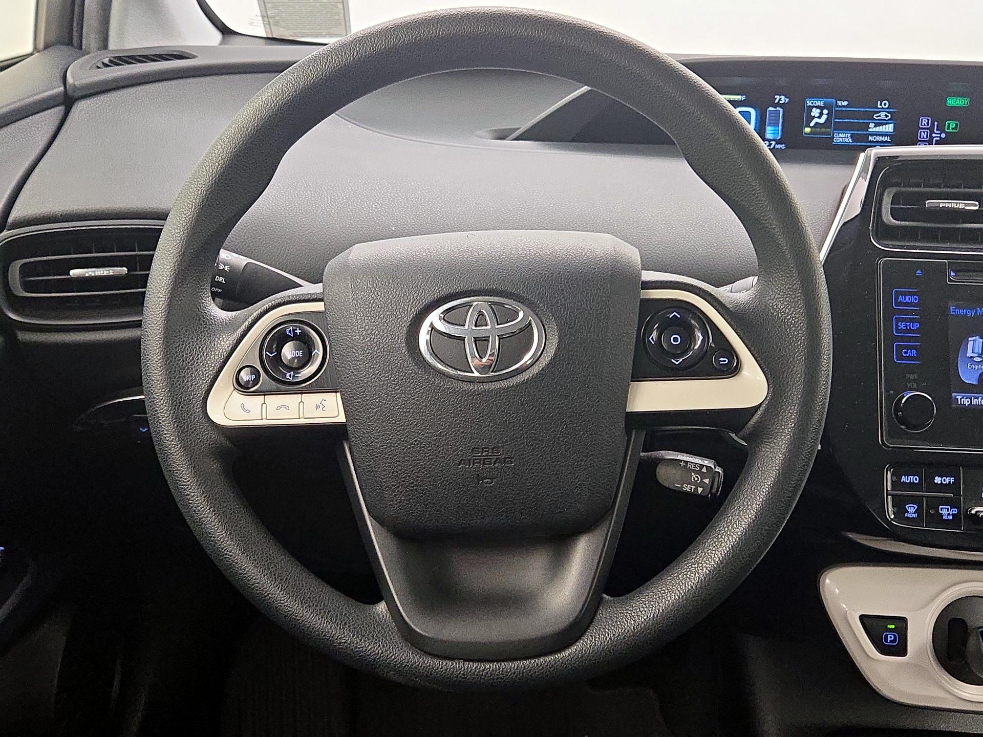 Thumbnail: 2016 Toyota Prius - 10