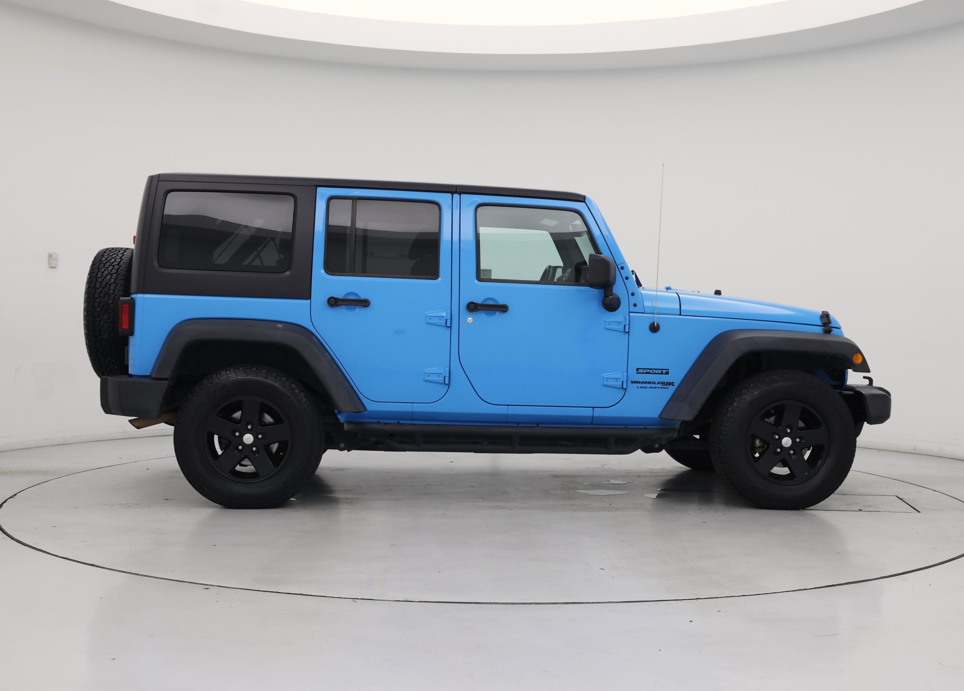 Thumbnail: 2018 Jeep Wrangler - 7