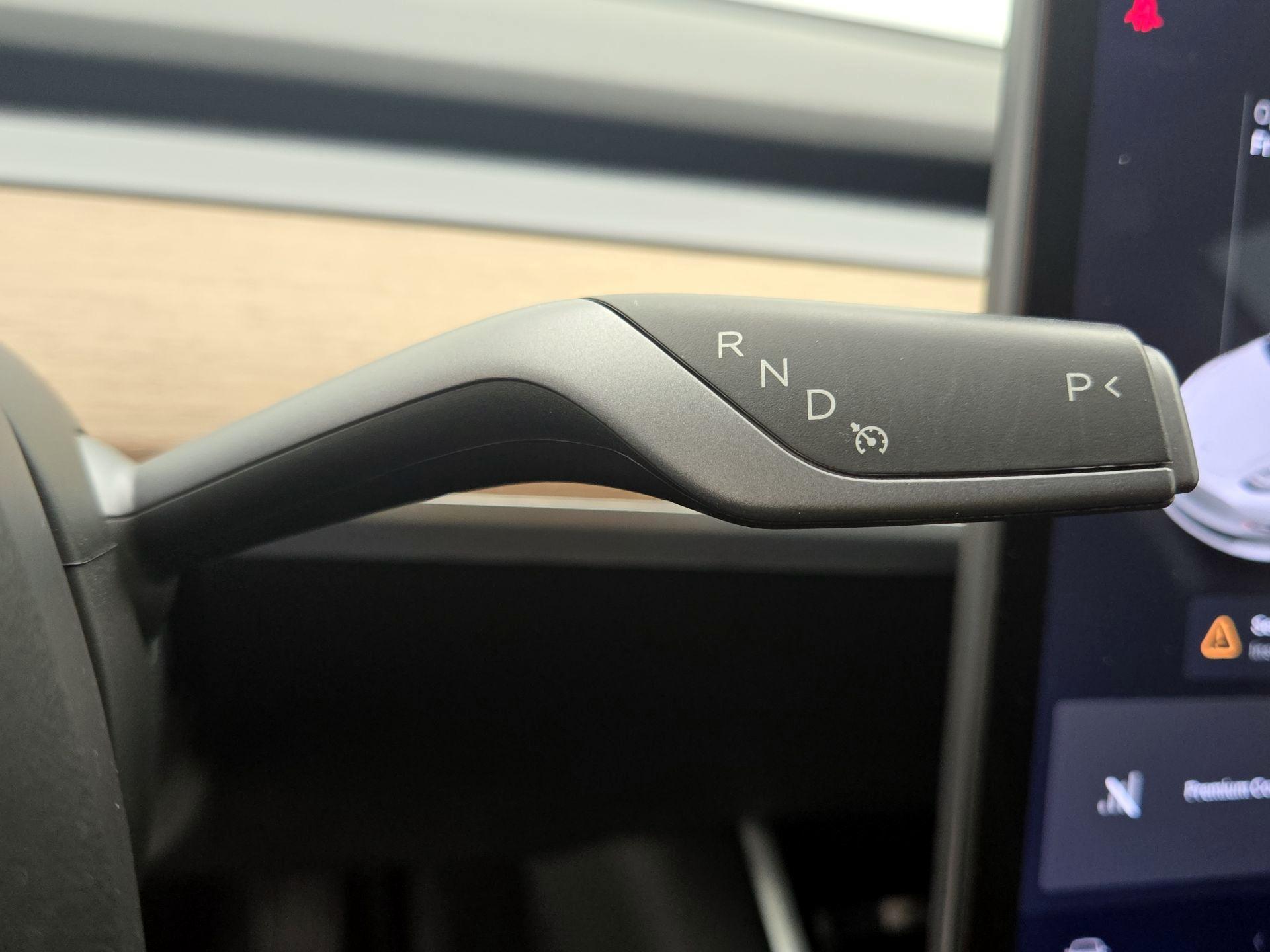 Thumbnail: 2020 Tesla Model 3 - 17