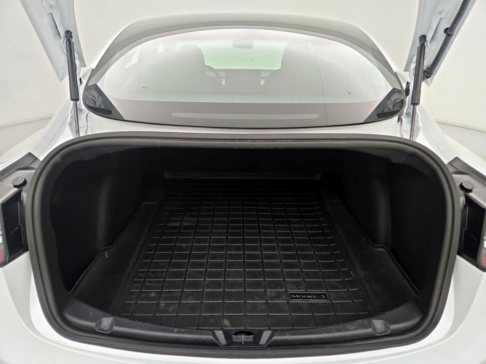 Thumbnail: 2020 Tesla Model 3 - 20