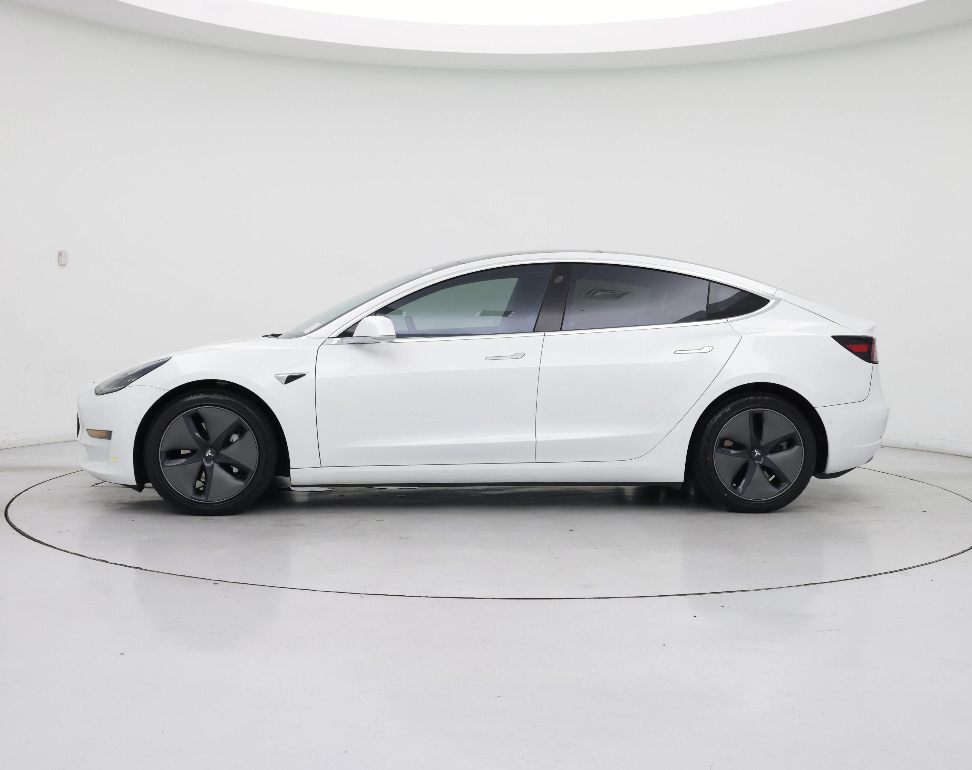 Thumbnail: 2020 Tesla Model 3 - 3