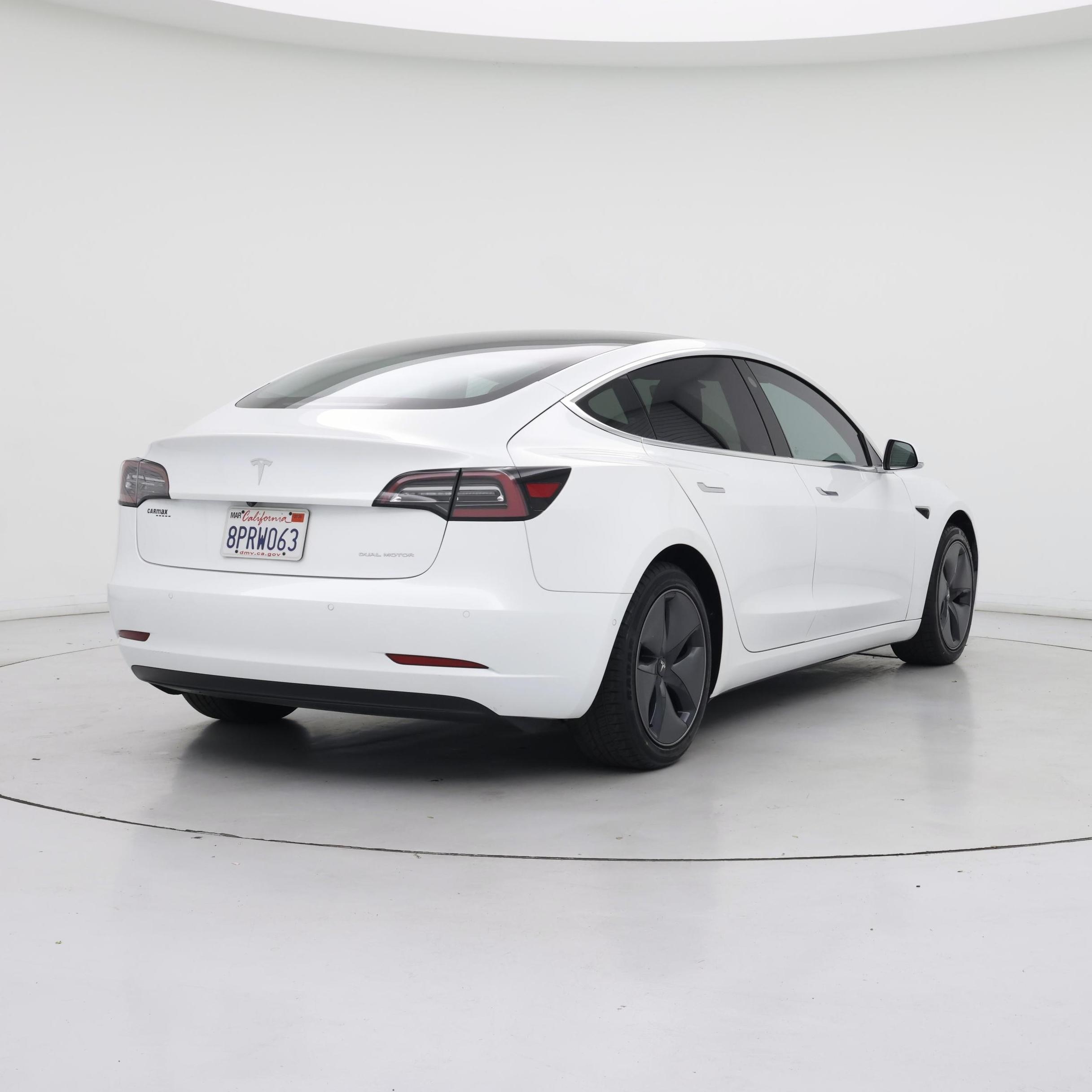Thumbnail: 2020 Tesla Model 3 - 8