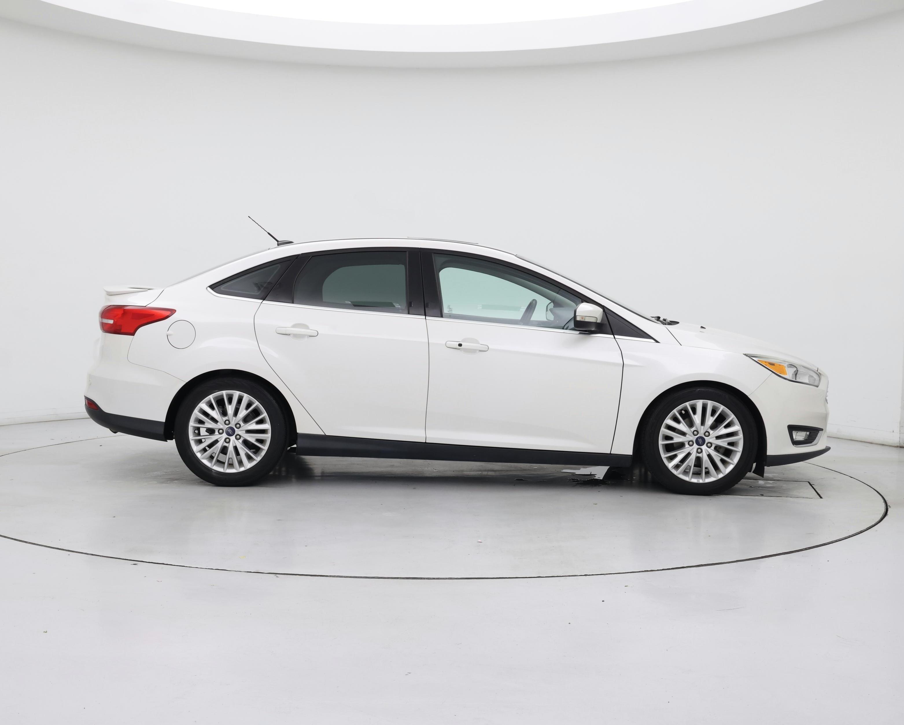 Thumbnail: 2017 Ford Focus - 7