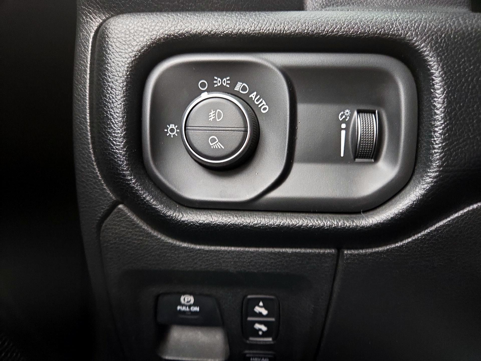 Thumbnail: 2020 RAM 1500 - 13