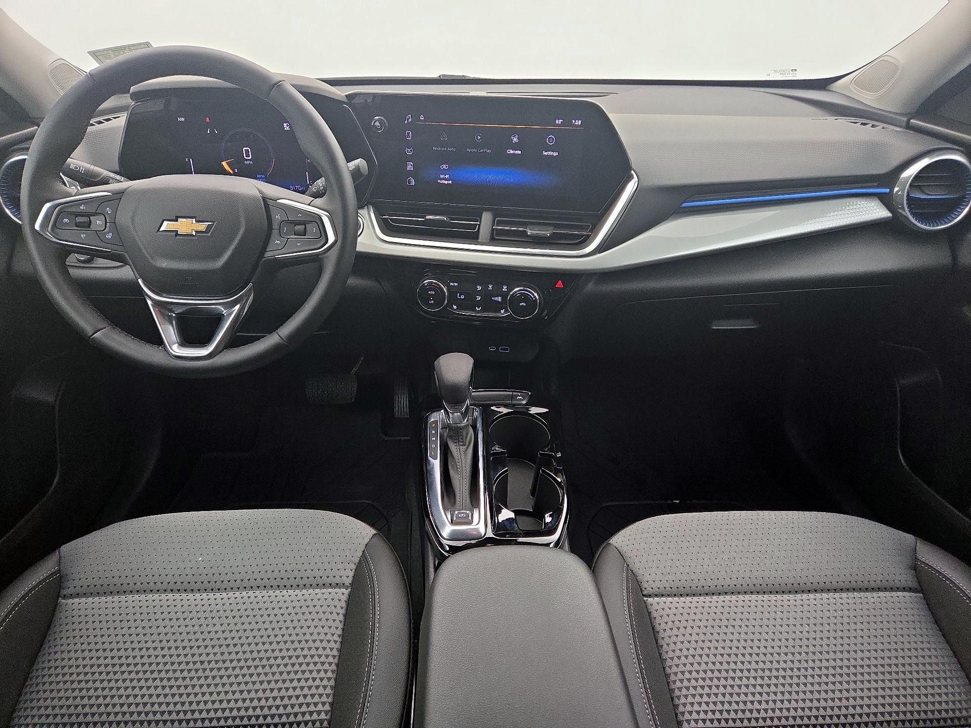 Thumbnail: 2024 Chevrolet Trax - 9