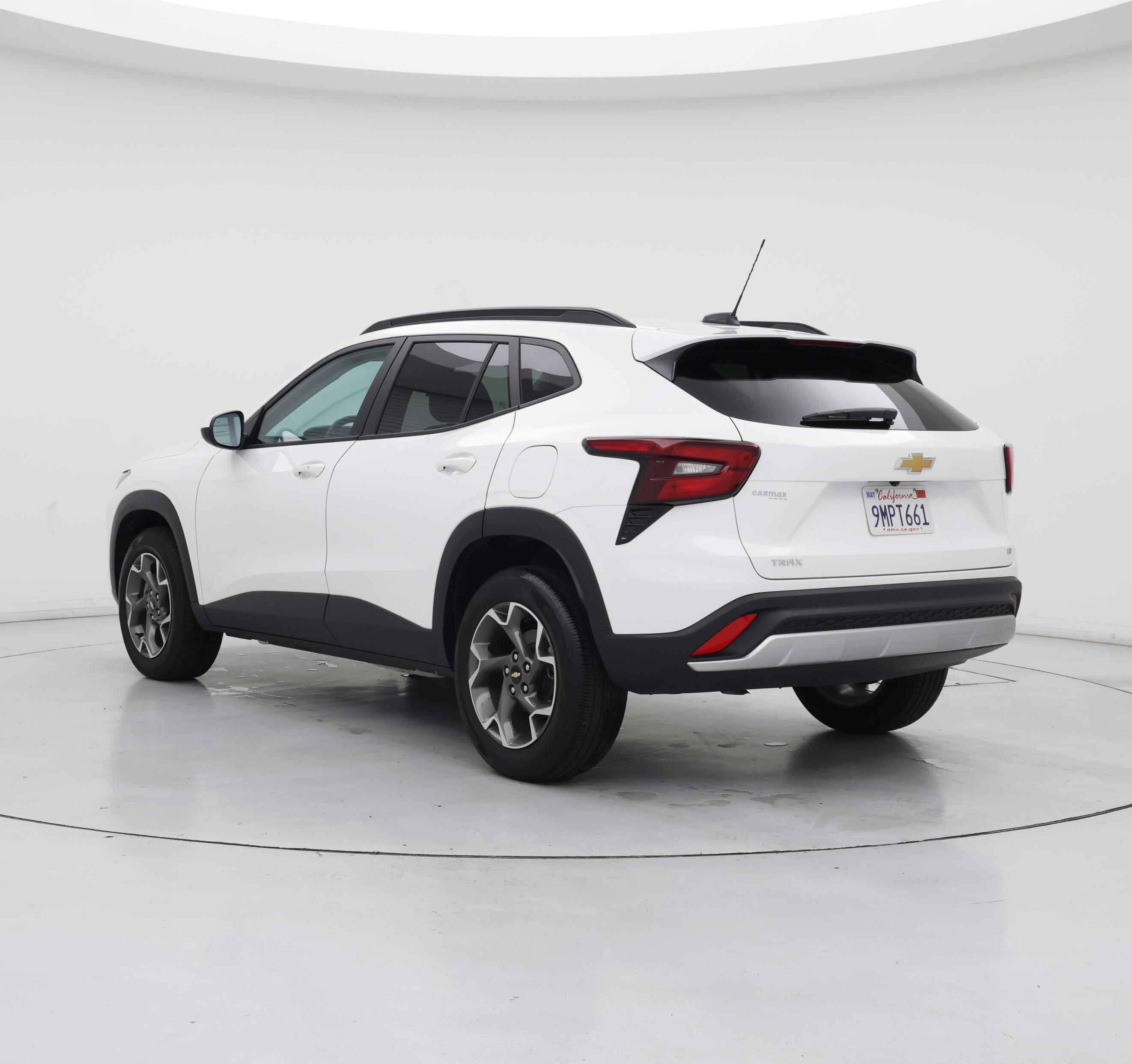 Thumbnail: 2024 Chevrolet Trax - 2