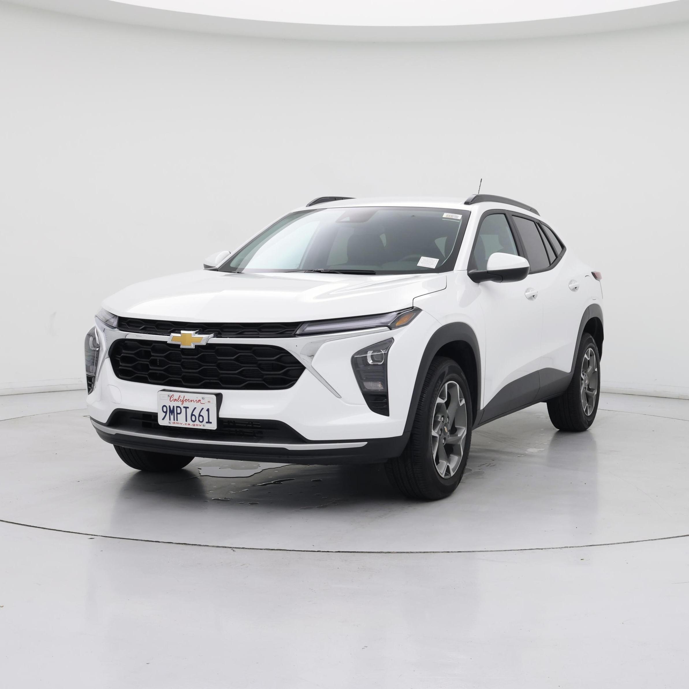 Thumbnail: 2024 Chevrolet Trax - 4