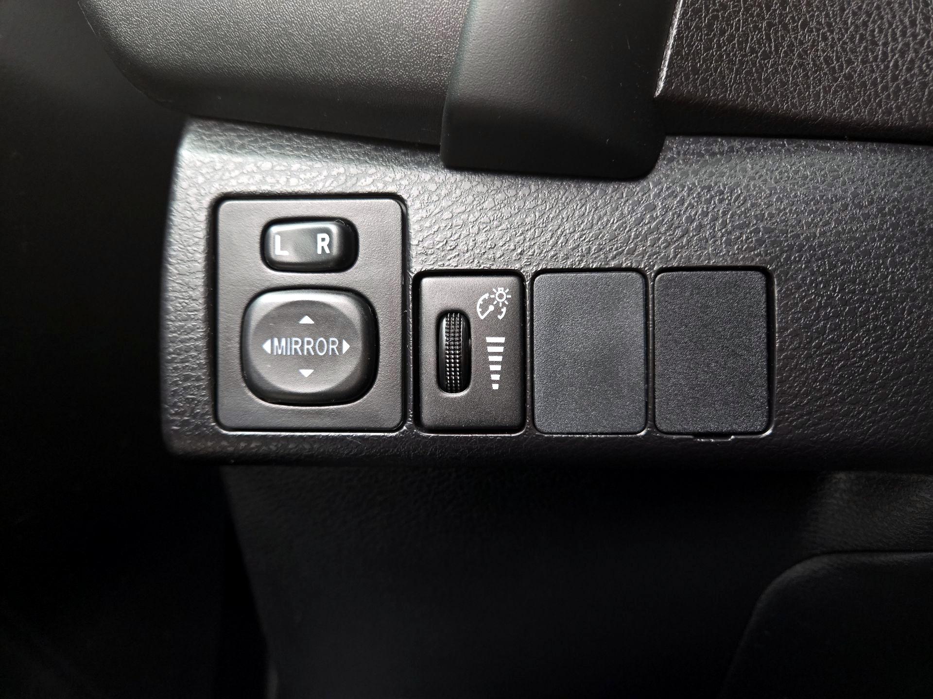 Thumbnail: 2019 Toyota Corolla - 13