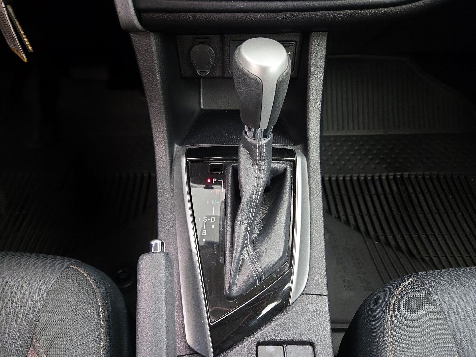 Thumbnail: 2019 Toyota Corolla - 17