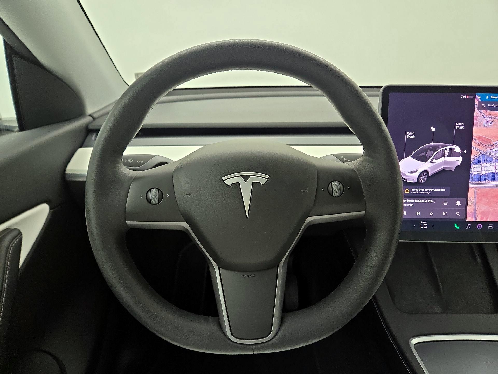 Thumbnail: 2022 Tesla Model Y - 10