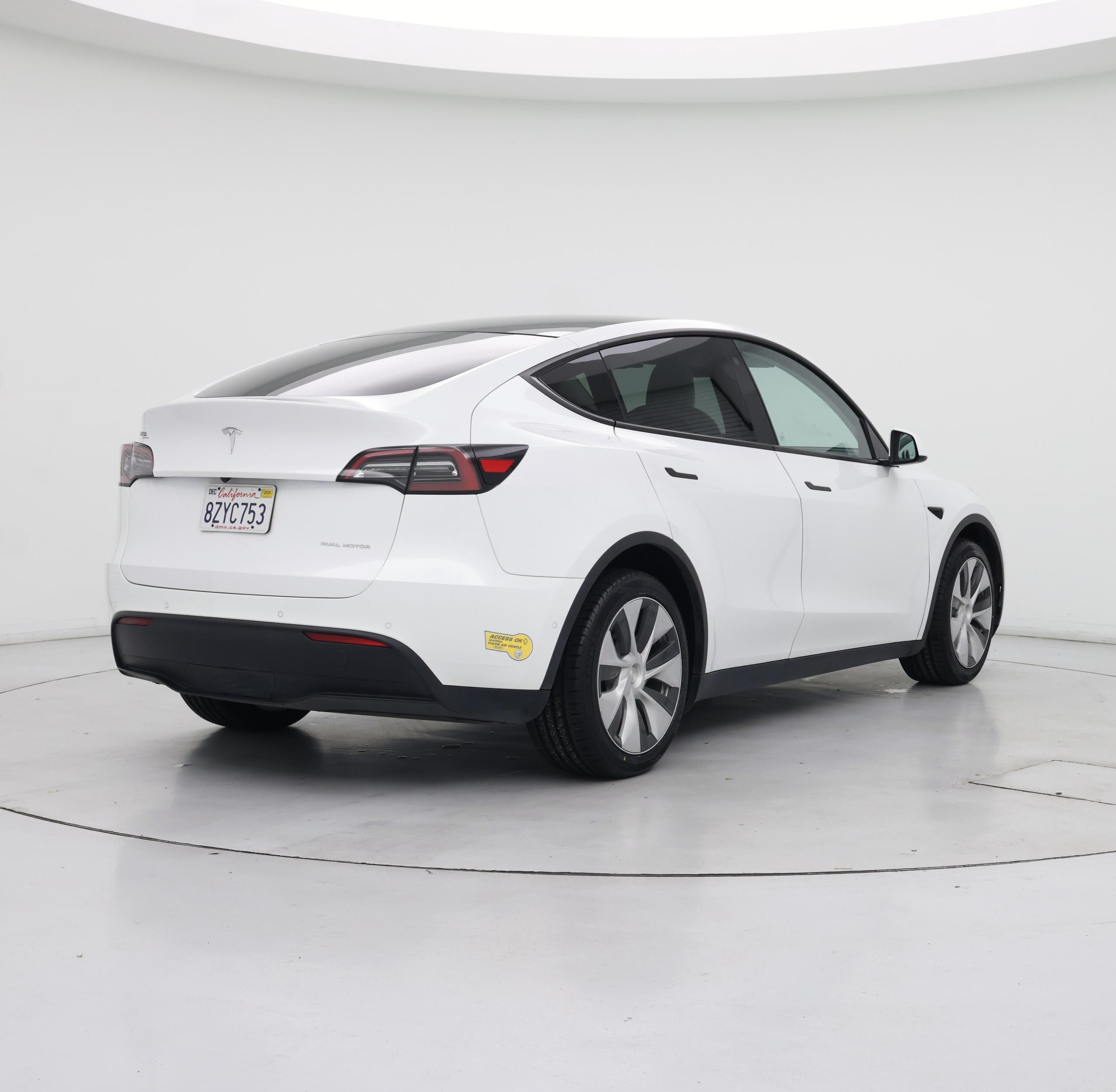 Thumbnail: 2022 Tesla Model Y - 8