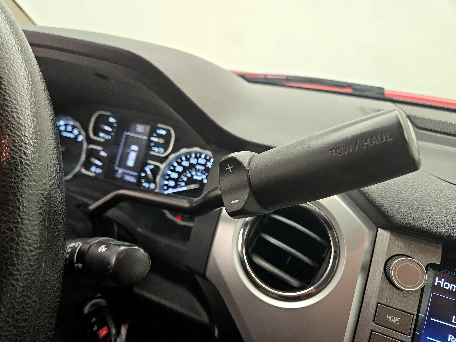 Thumbnail: 2020 Toyota Tundra - 18