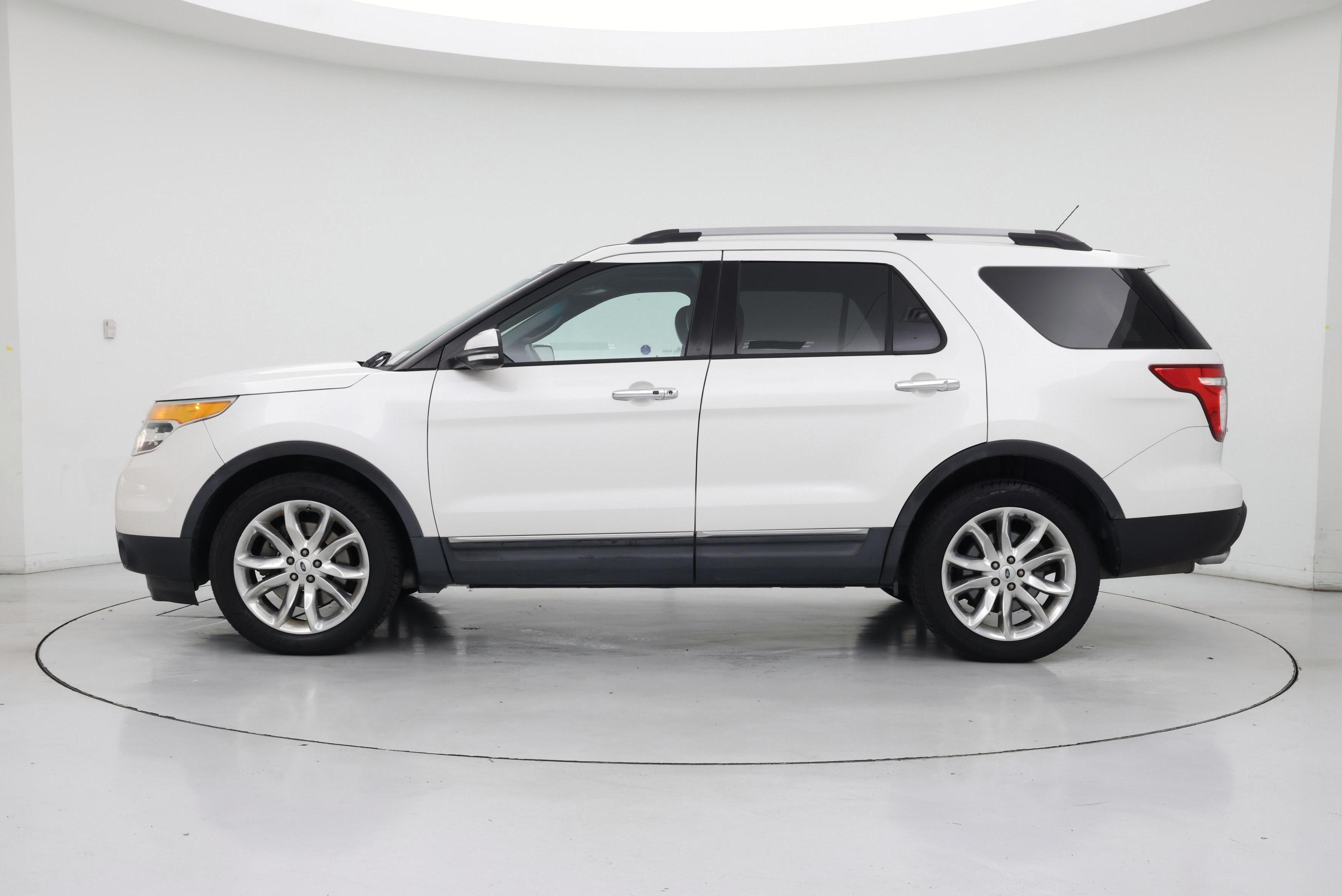 Thumbnail: 2014 Ford Explorer - 3
