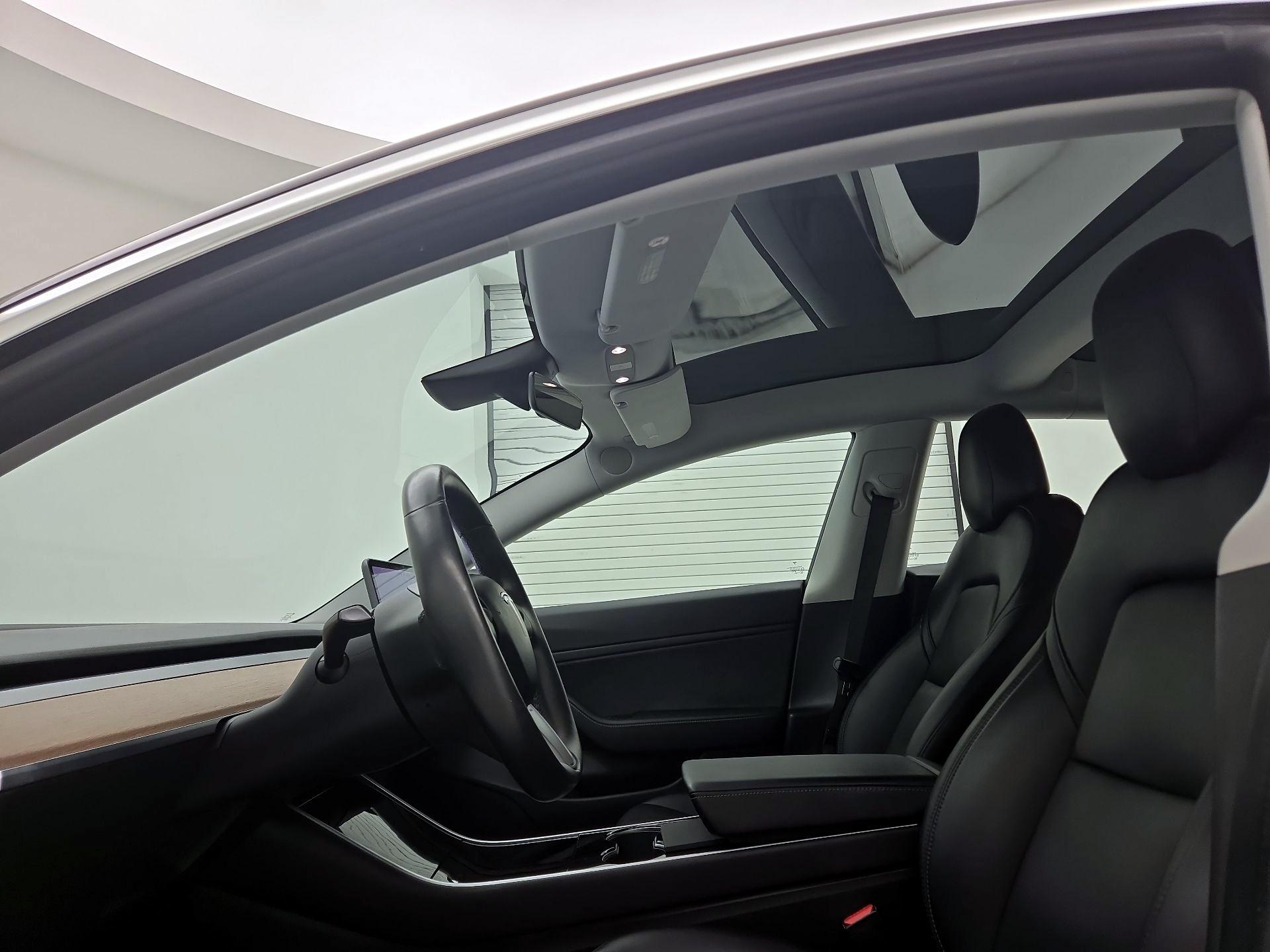 Thumbnail: 2018 Tesla Model 3 - 18
