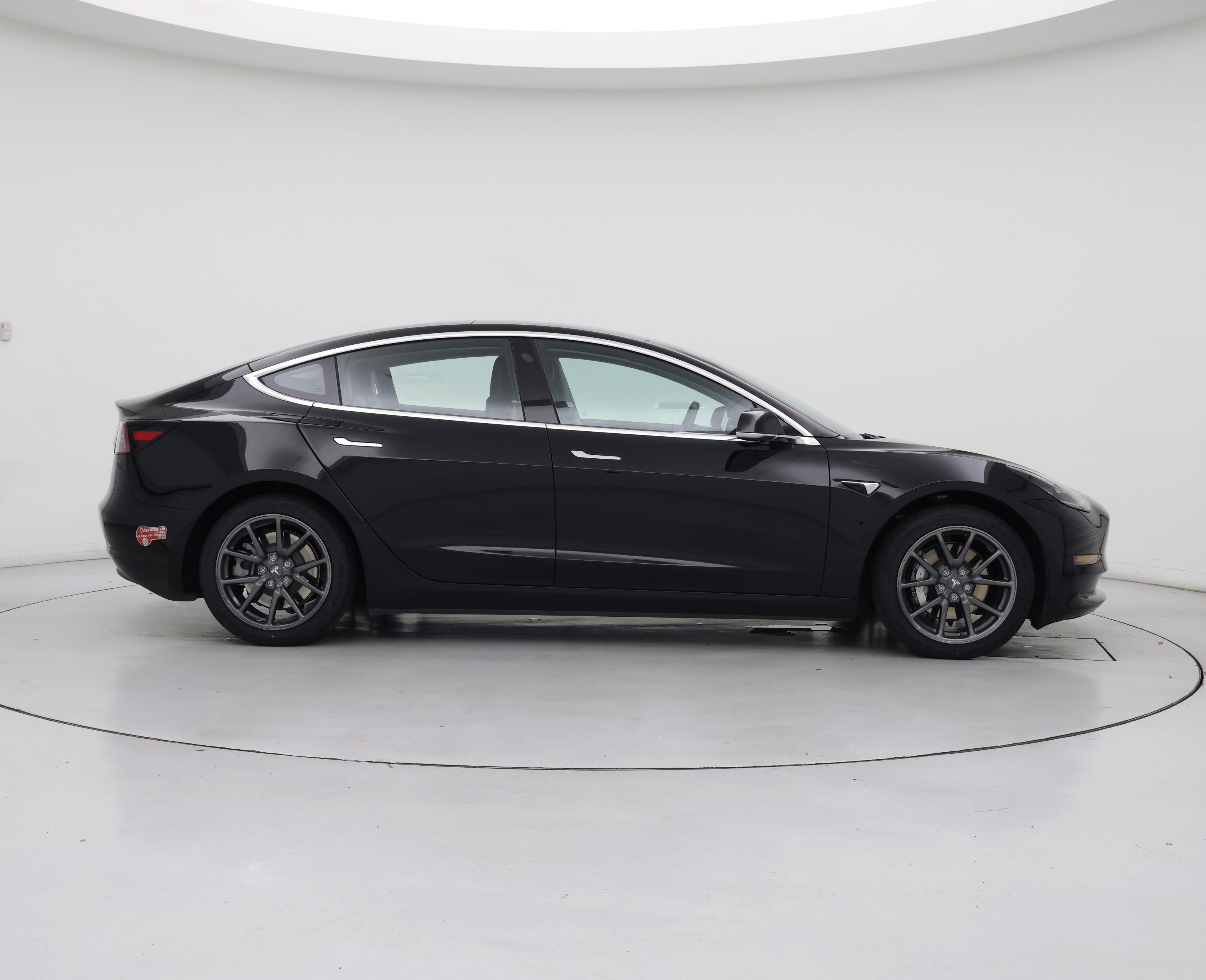Thumbnail: 2018 Tesla Model 3 - 7